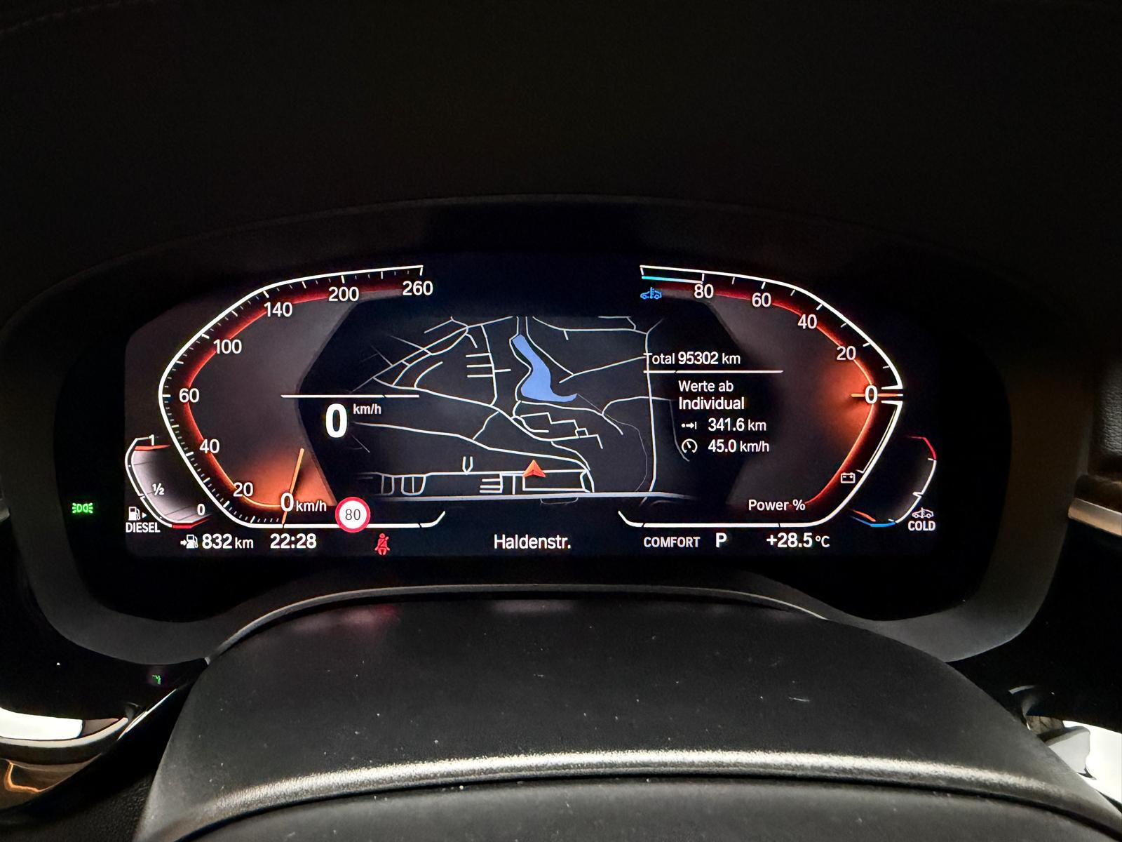 BMW 520d xDrive-image-25