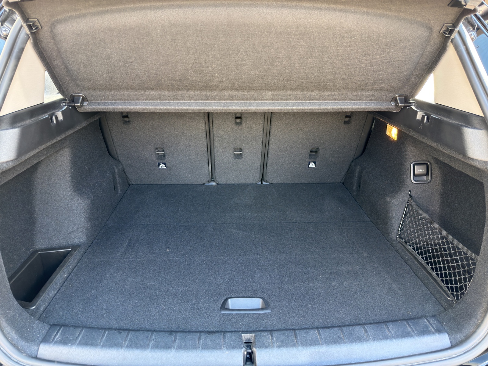 BMW X1 sDr 18i Essential DSK-image-8