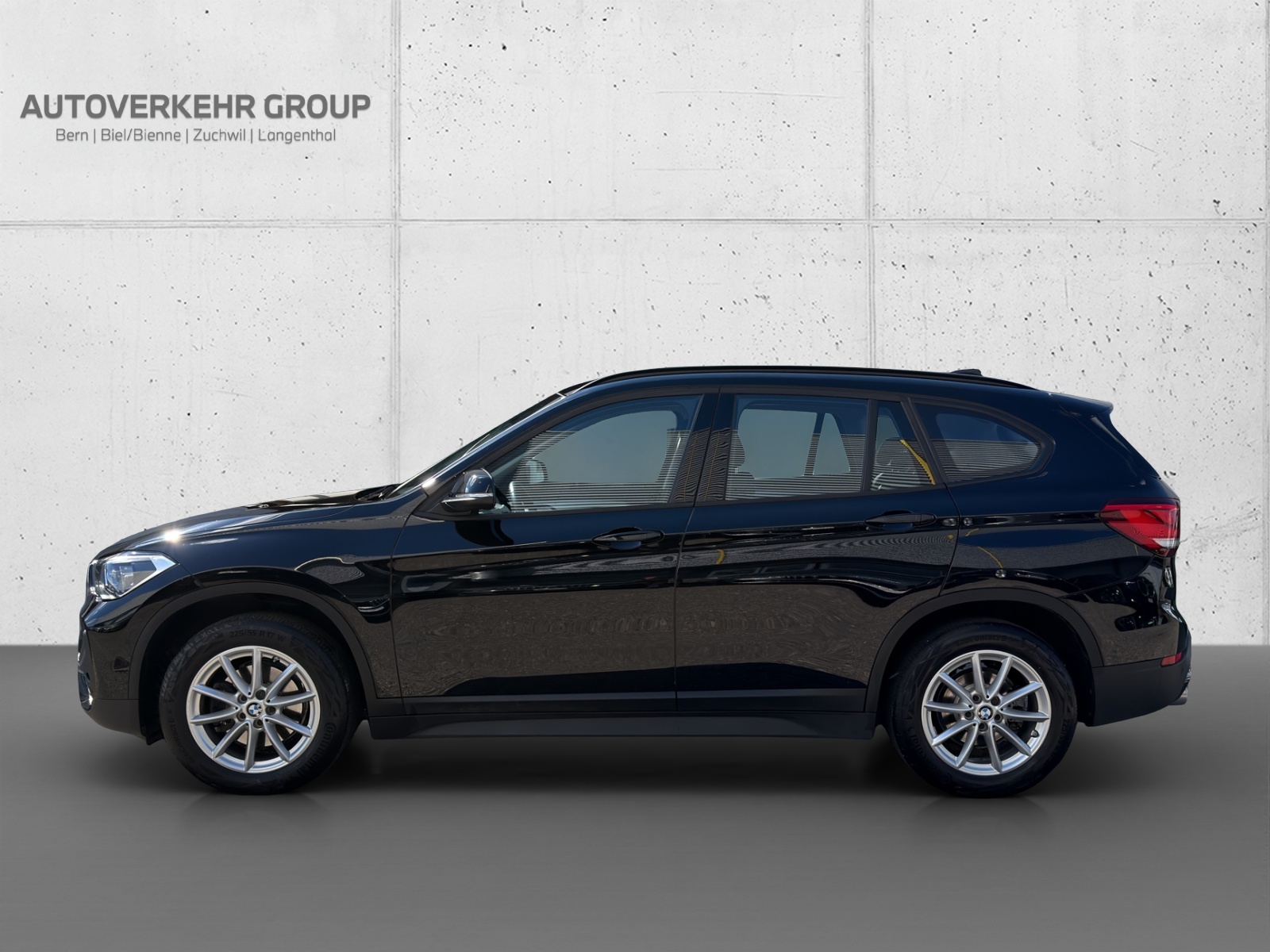 BMW X1 sDr 18i Essential DSK-image-1