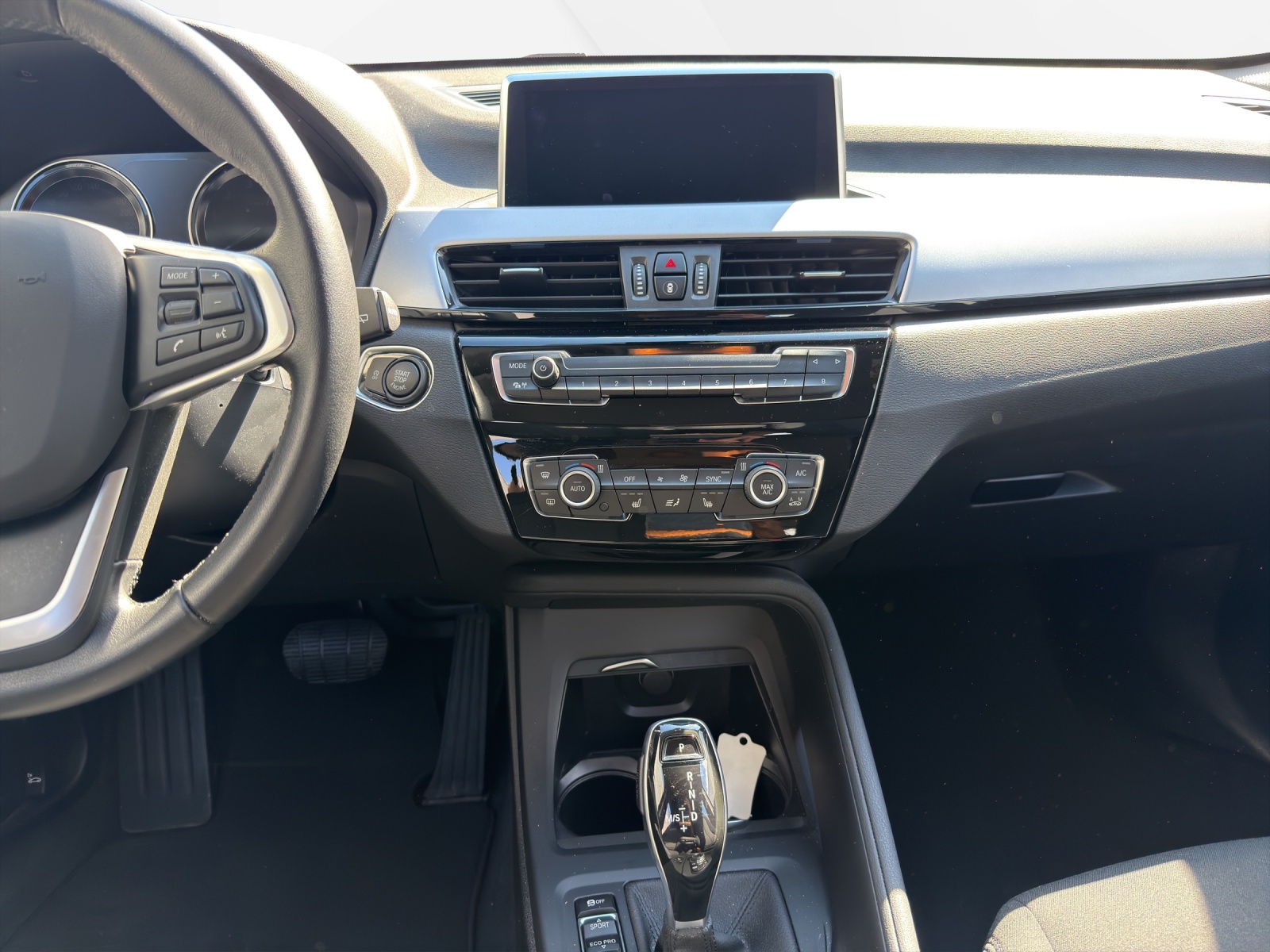 BMW X1 sDr 18i Essential DSK-image-16