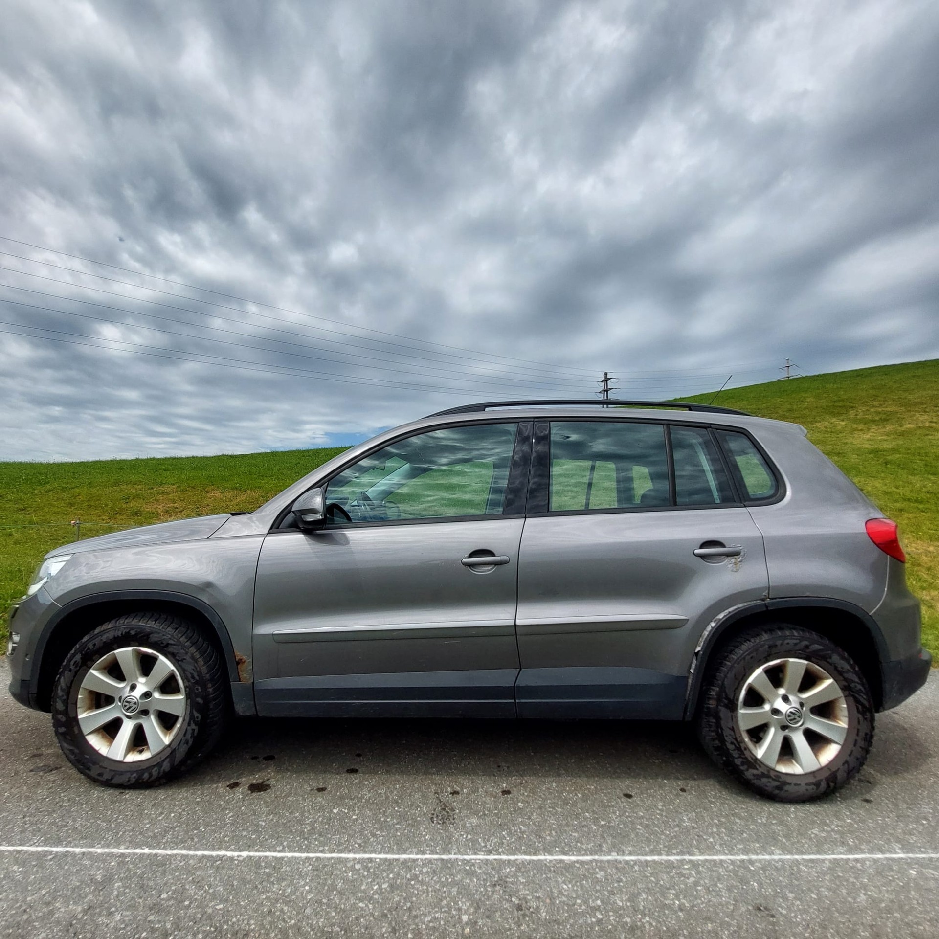 VW Tiguan 2.0 TDI Track&Field-image-0