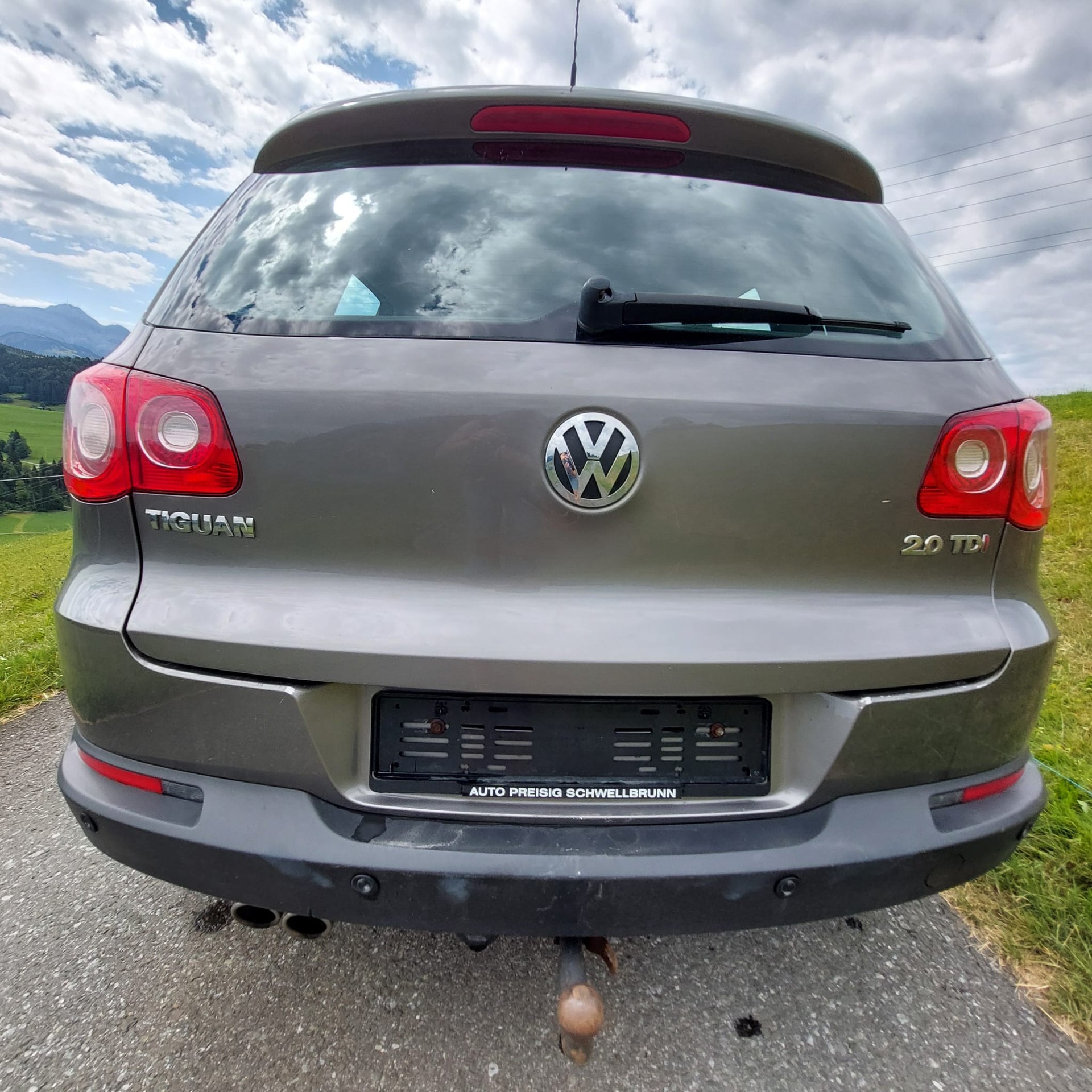 VW Tiguan 2.0 TDI Track&Field-image-3