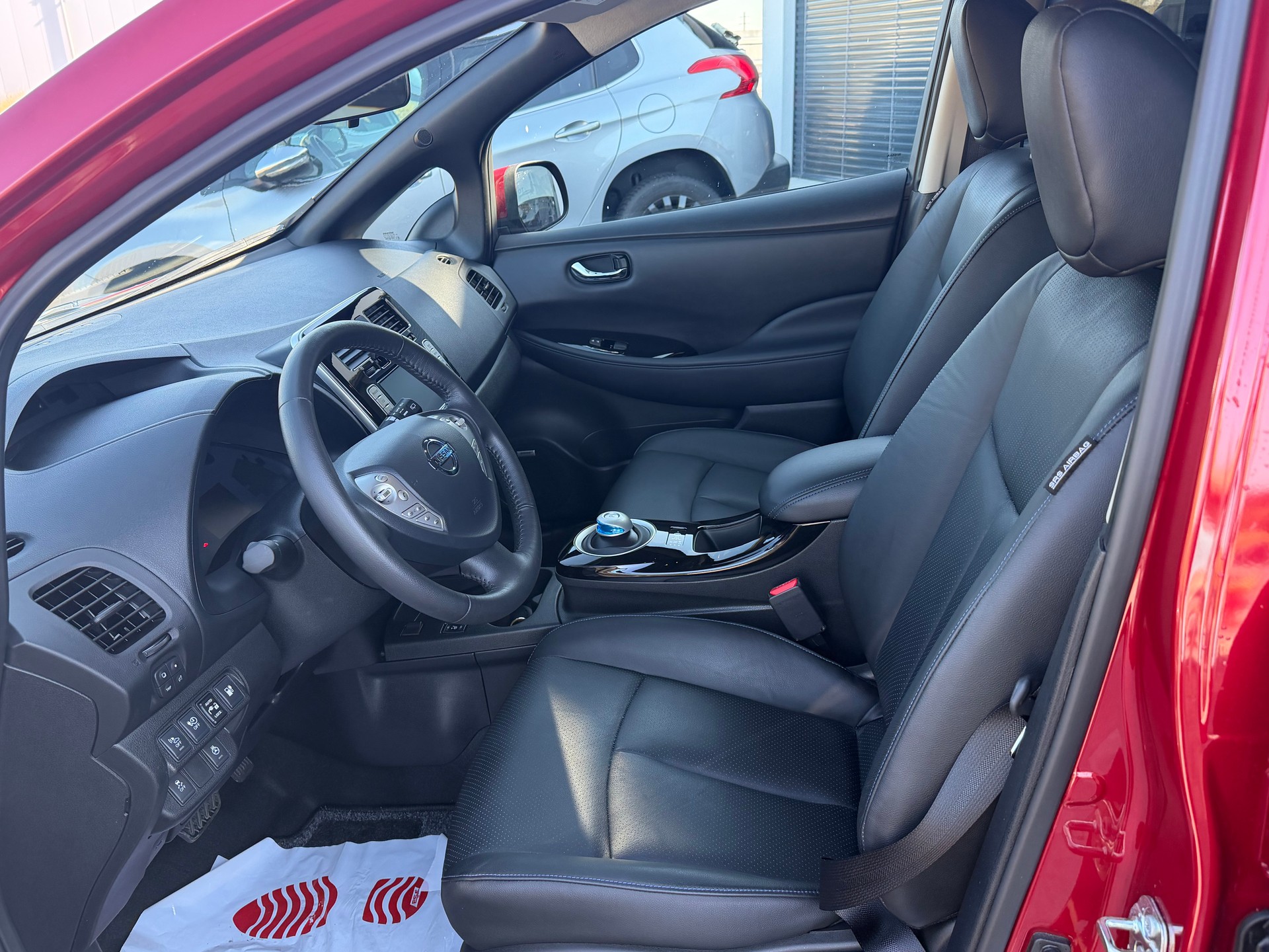 NISSAN Leaf tekna 24kWh (excl battery)-image-8
