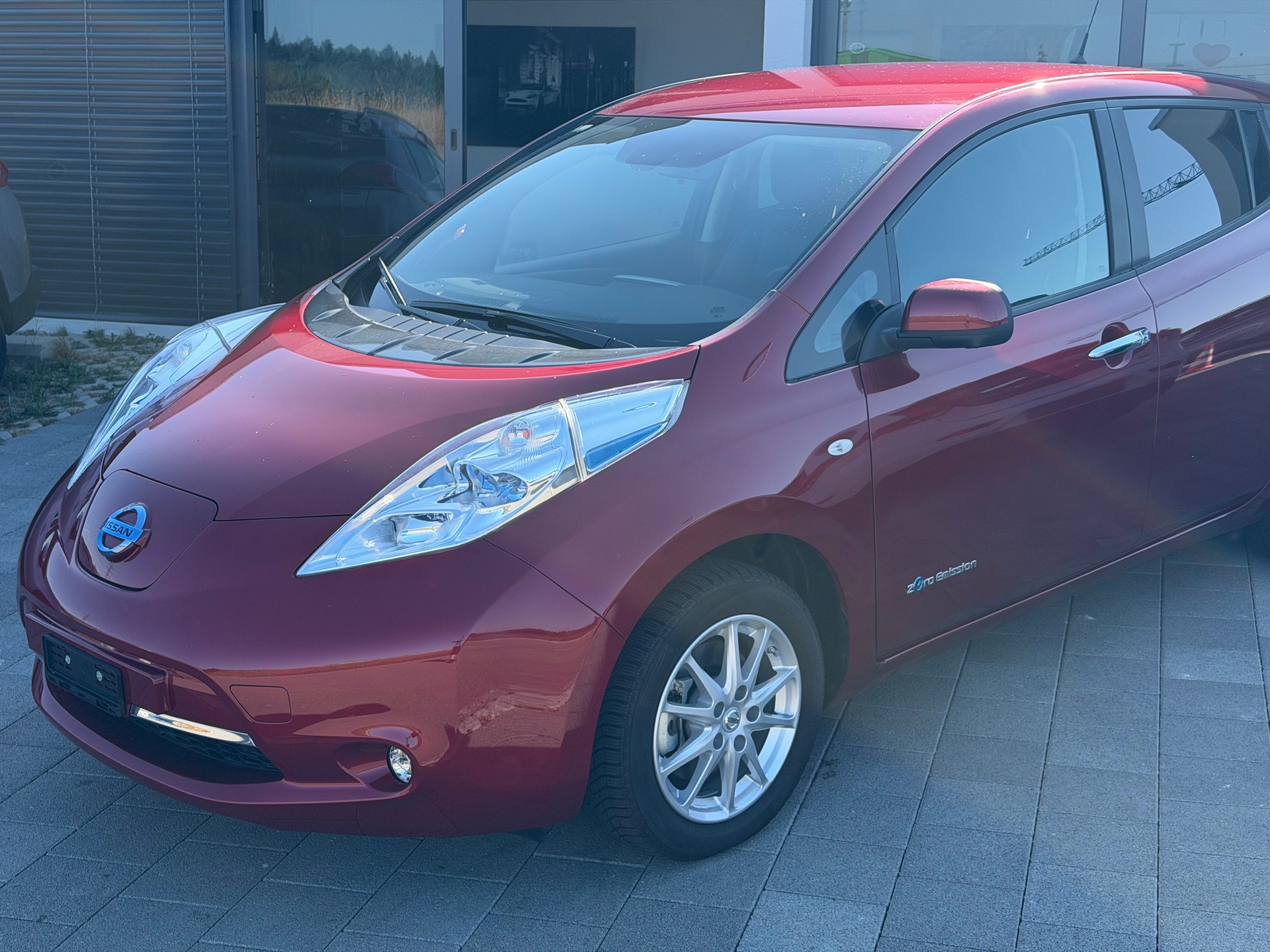NISSAN Leaf tekna 24kWh (excl battery)-image-1