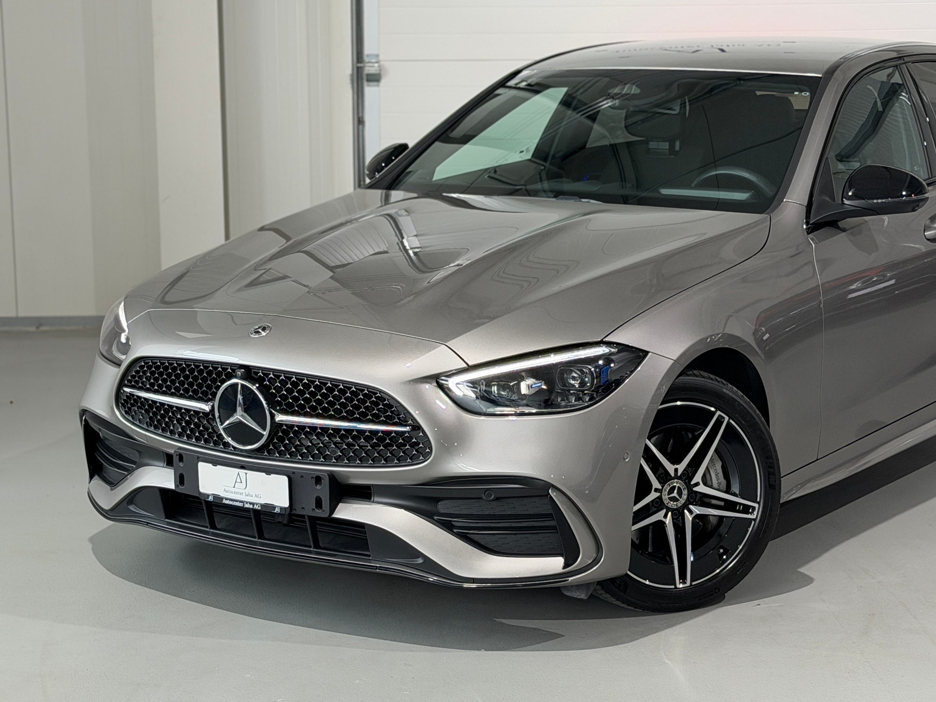 MERCEDES-BENZ C 300e AMG Line inkl. fortlaufende Werksgarantie-image-1