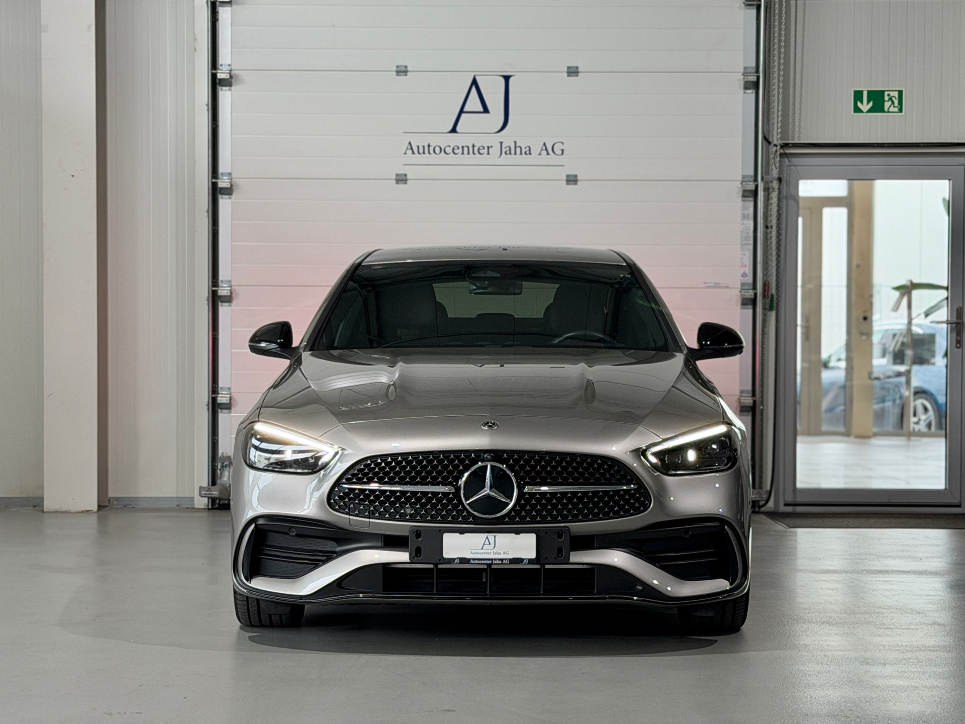 MERCEDES-BENZ C 300e AMG Line inkl. fortlaufende Werksgarantie-image-3