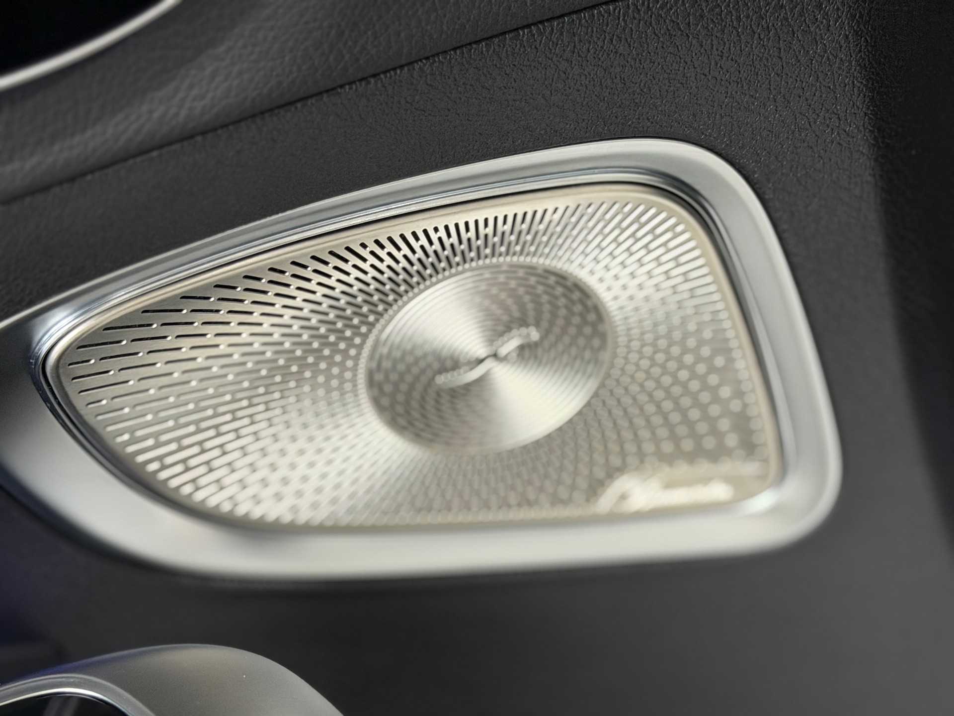 MERCEDES-BENZ C 300e AMG Line inkl. fortlaufende Werksgarantie-image-13