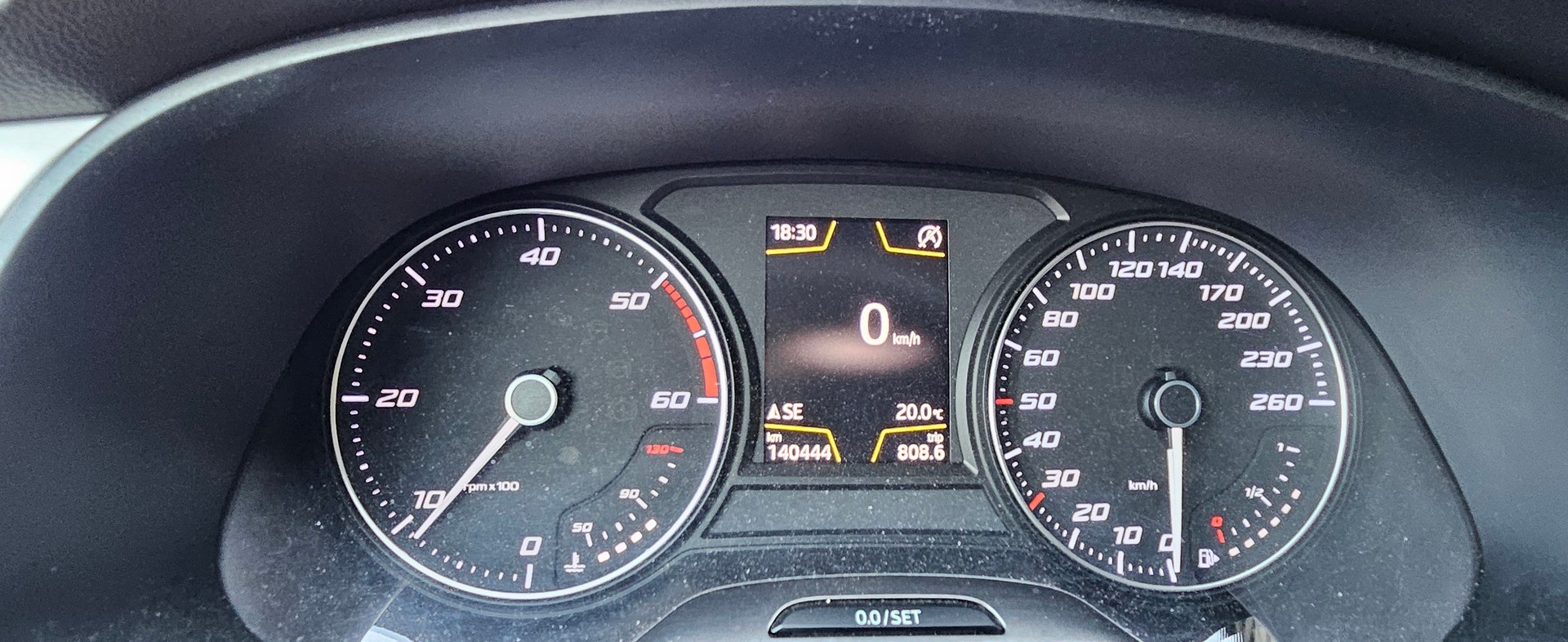 SEAT 2.0 TDI Style DSG-image-5