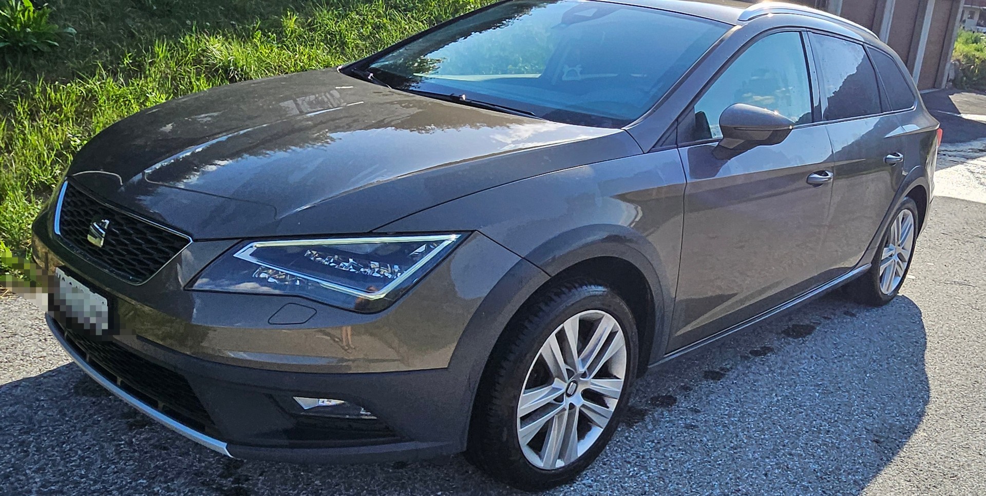 SEAT 2.0 TDI Style DSG-image-1