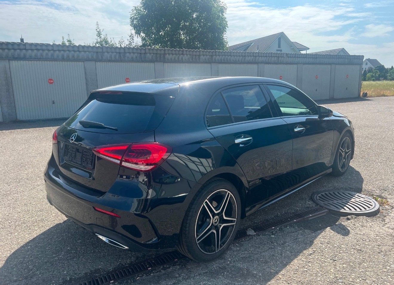 MERCEDES-BENZ A 180 AMG Line 7G-DCT-image-6