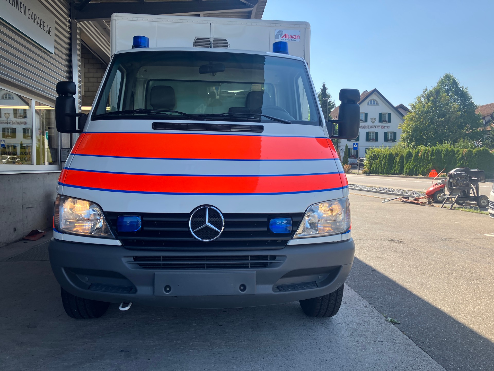 MERCEDES-BENZ Sprinter 316 CDI-image-2