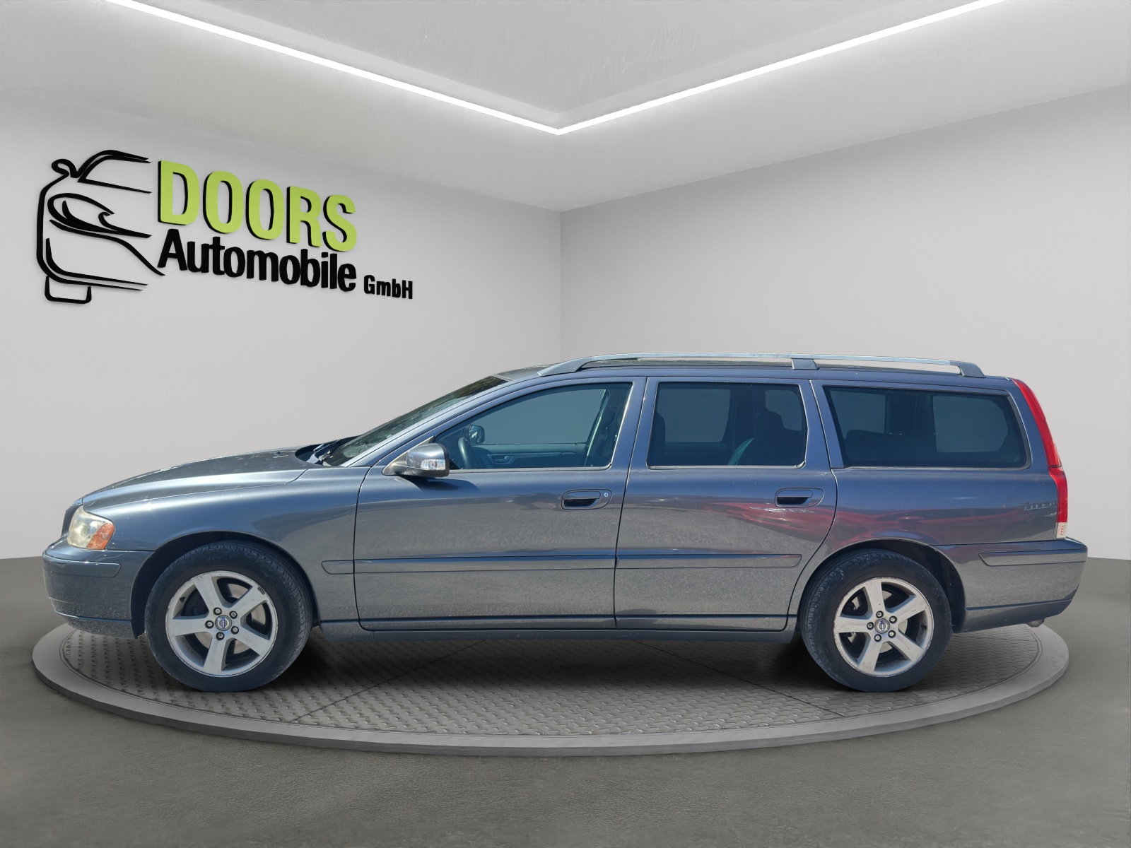 VOLVO V70 2.4 Summum-image-5