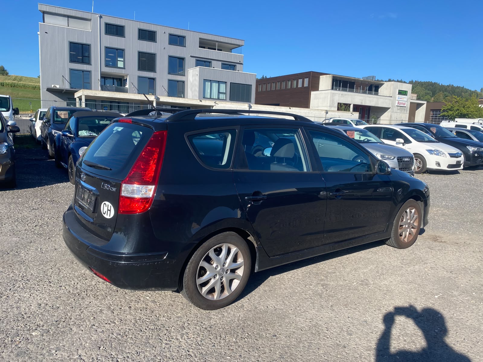HYUNDAI i30 Wagon 1.6 Swiss Plus Edition-image-1