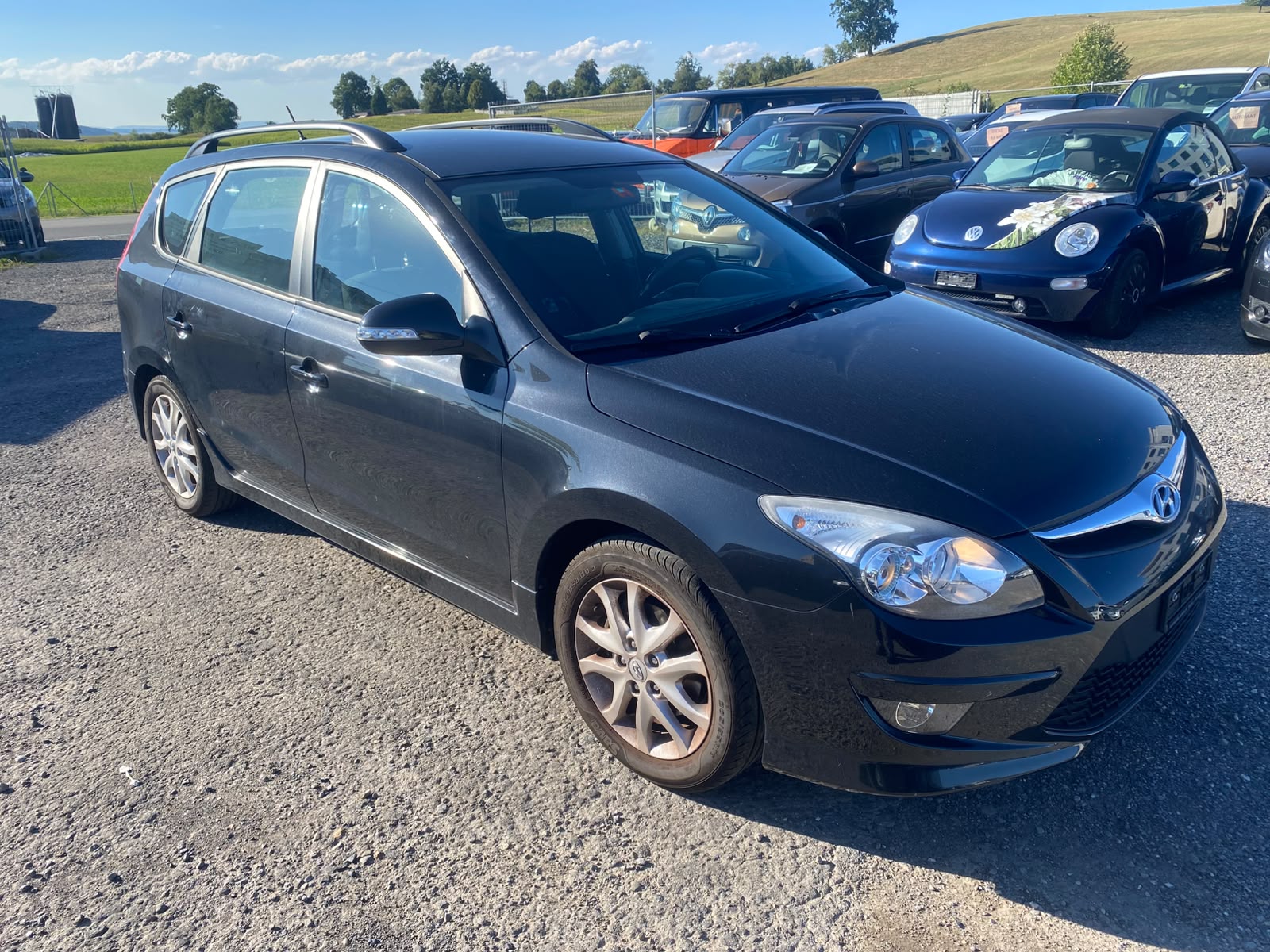 HYUNDAI i30 Wagon 1.6 Swiss Plus Edition-image-0