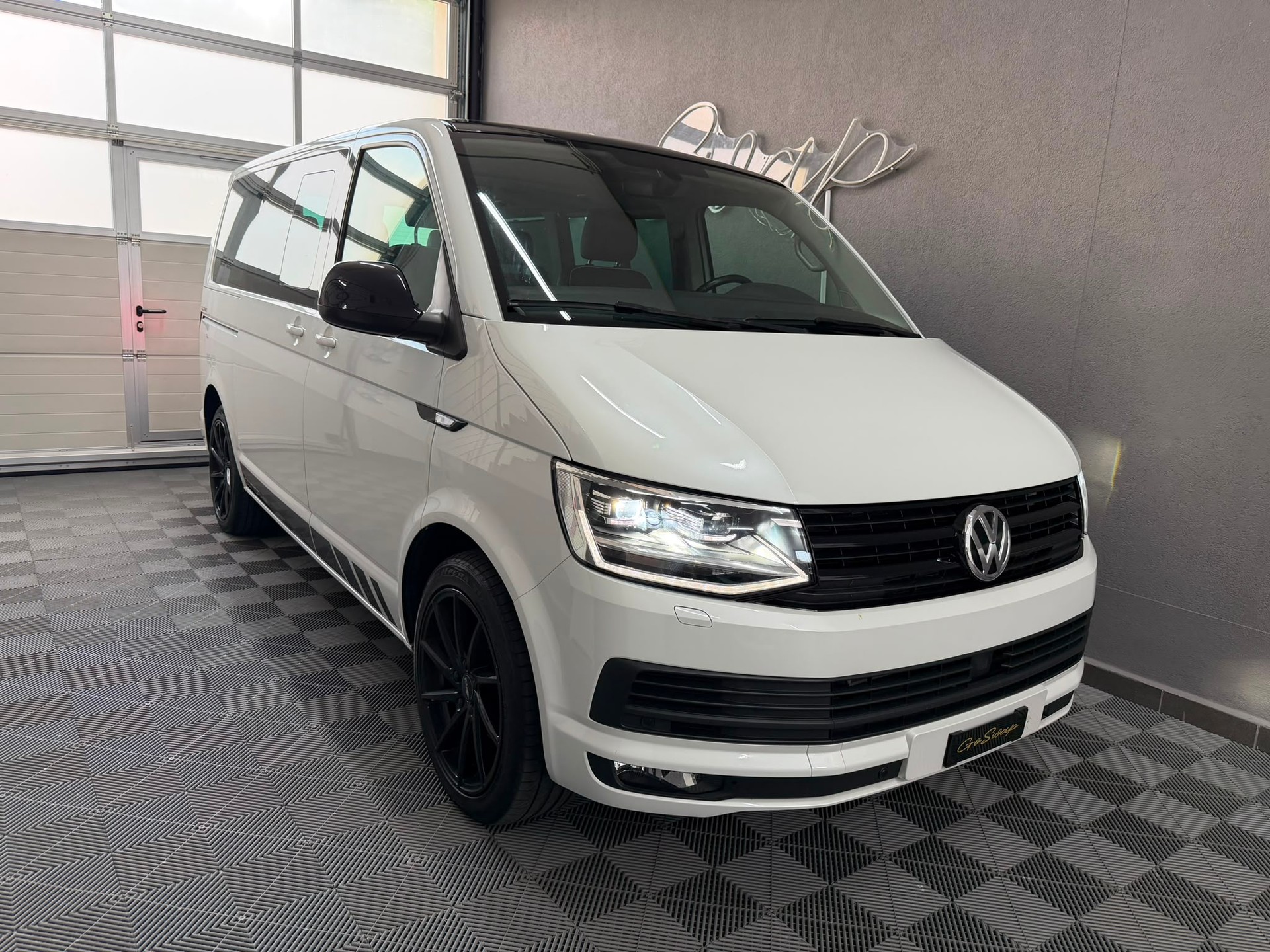 VW T6 Multivan 2.0 TDI Comfortline Edition DSG-image-6
