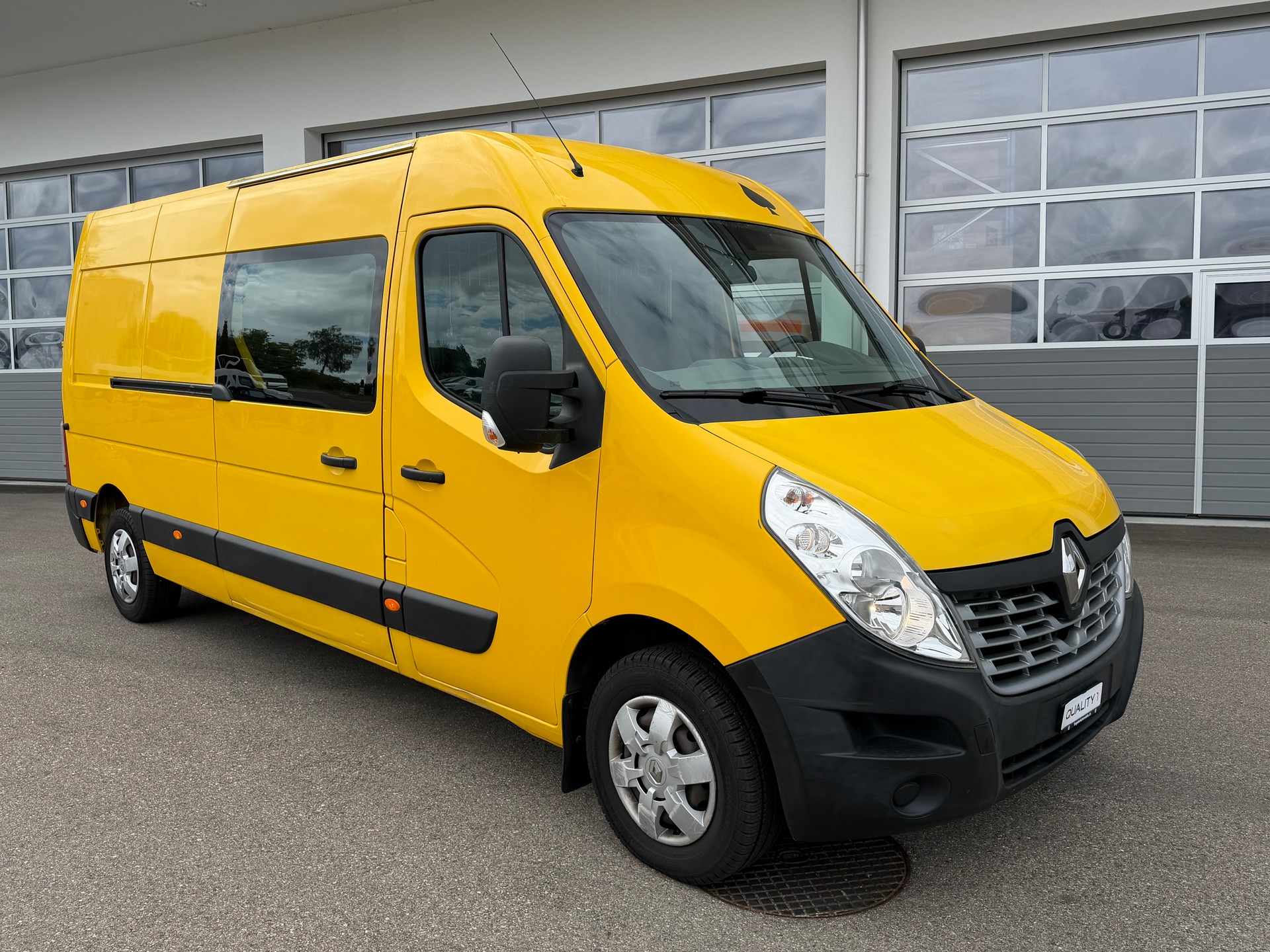 RENAULT Master T35 2.3dCi 130 L3H2-image-0