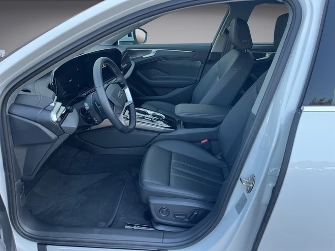 AUDI A6 Avant e-hybrid quattro 220 kW S tronic*Neues A6 Modell,Head-up, Allradlenkung, Standklima, Np;95'010.-Fr. (5-Jahre Garantie)*-image-10