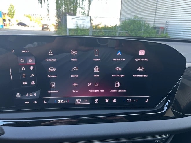 AUDI A6 Avant e-hybrid quattro 220 kW S tronic*Neues A6 Modell,Head-up, Allradlenkung, Standklima, Np;95'010.-Fr. (5-Jahre Garantie)*-image-13