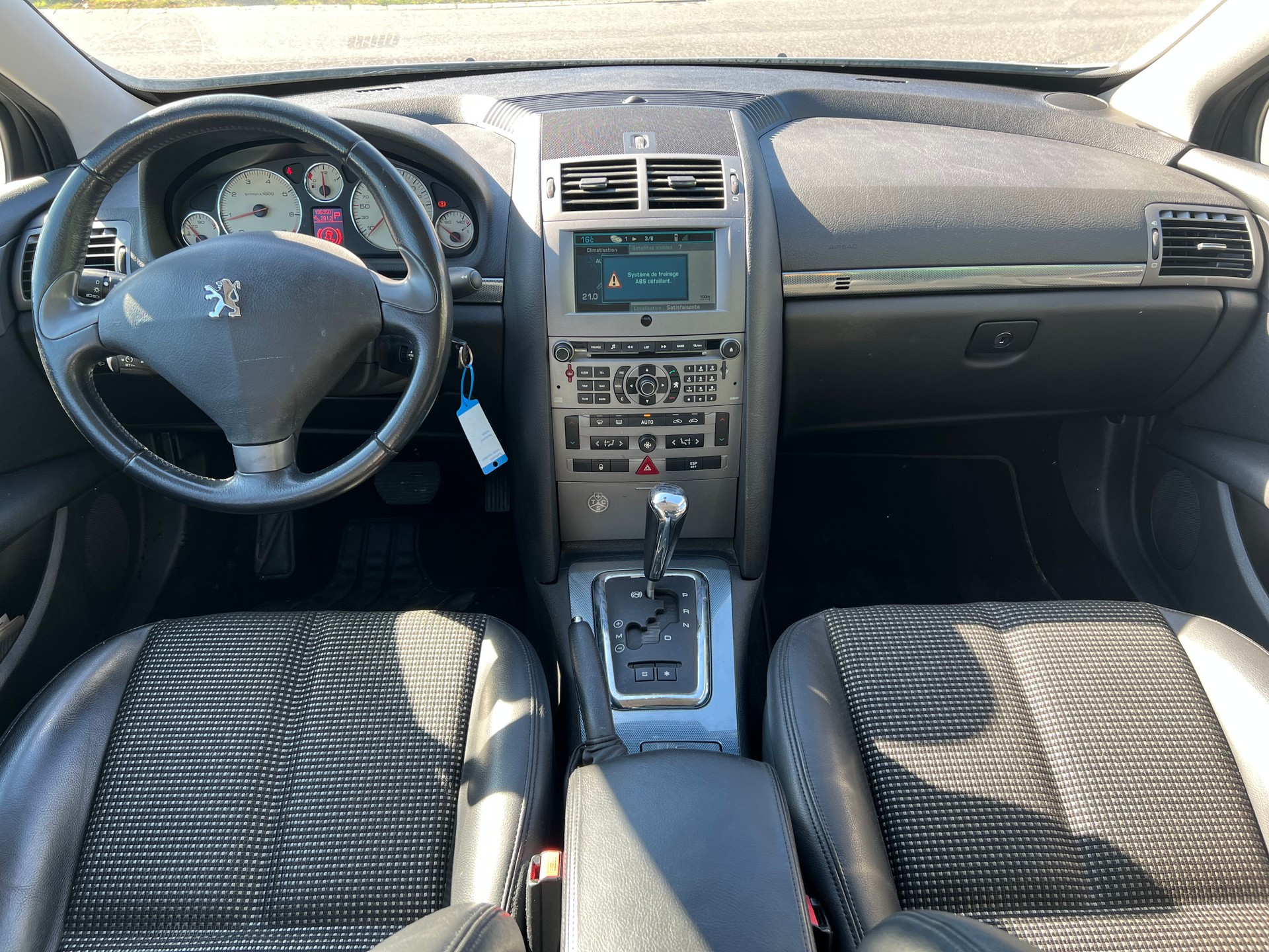 PEUGEOT 407 2.0 SV Executive-image-12