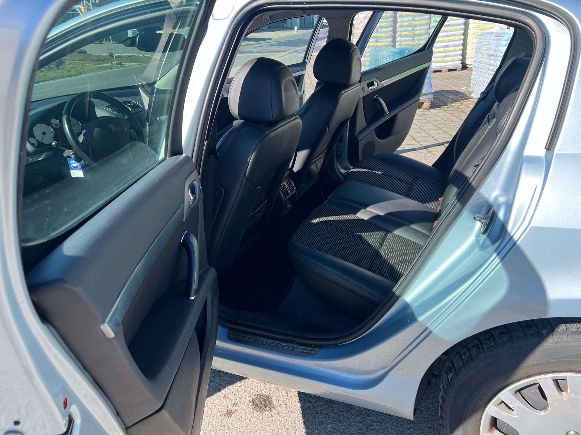 PEUGEOT 407 2.0 SV Executive-image-9