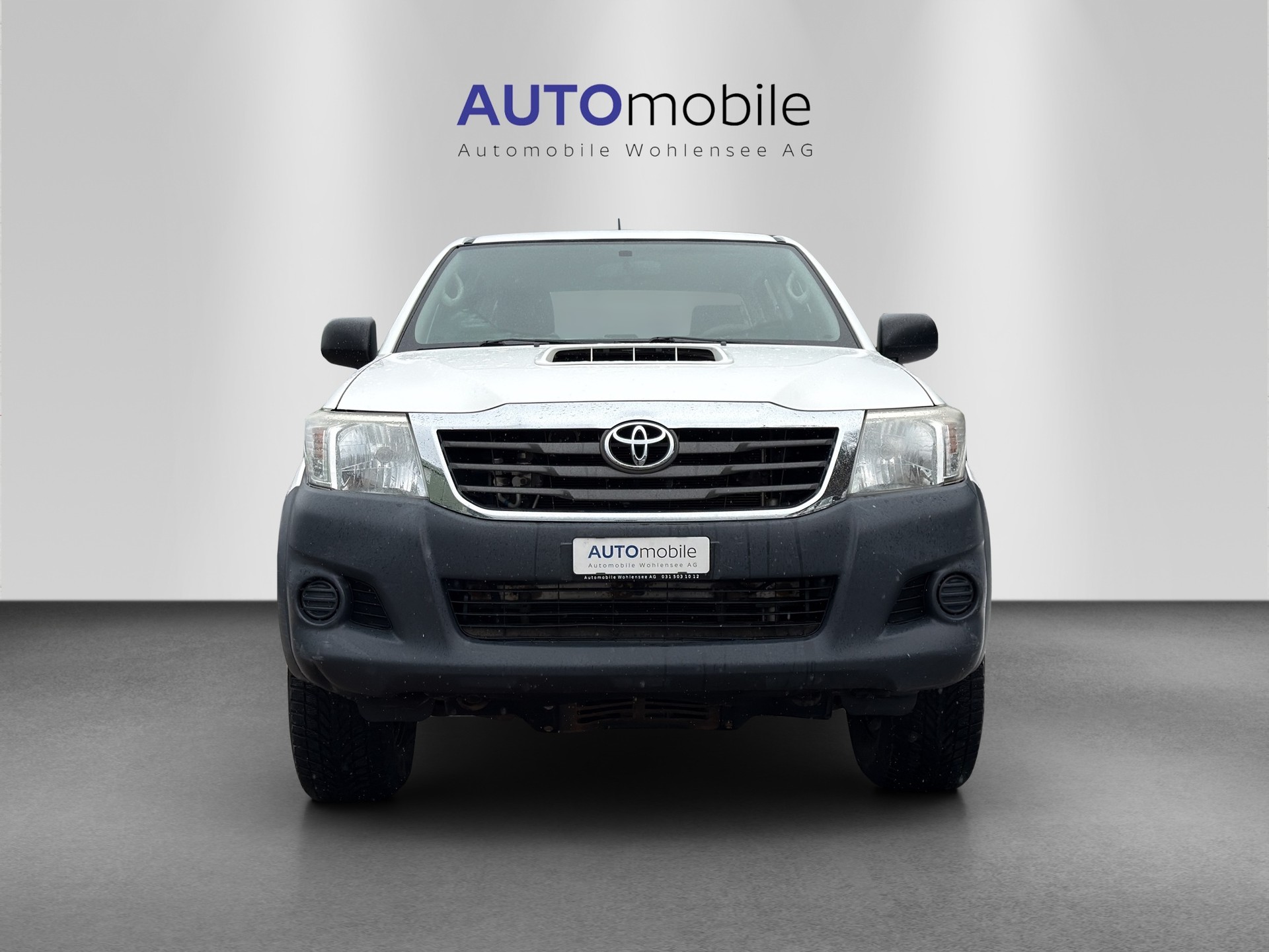 TOYOTA Hilux 2.5D 4WD Double Cab Luna-image-2