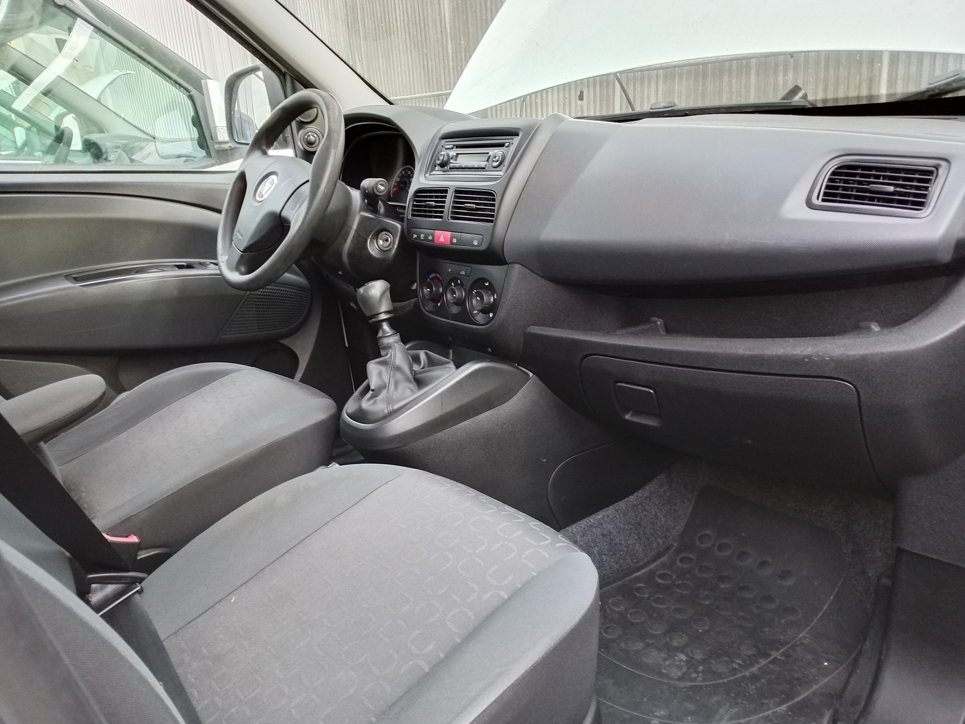 FIAT Doblò 1.4 T-jet NaturalPower Emotion-image-10