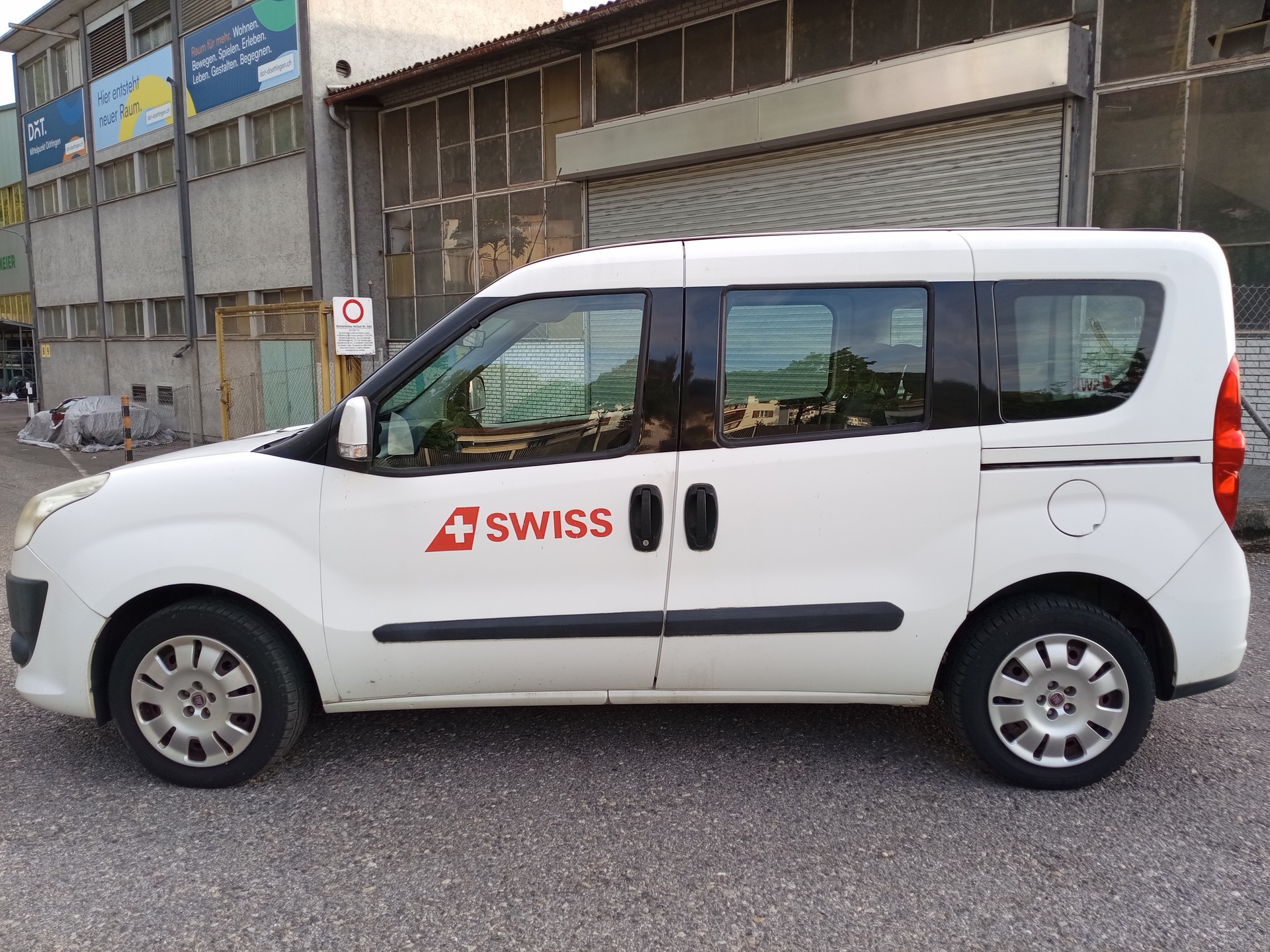 FIAT Doblò 1.4 T-jet NaturalPower Emotion-image-1