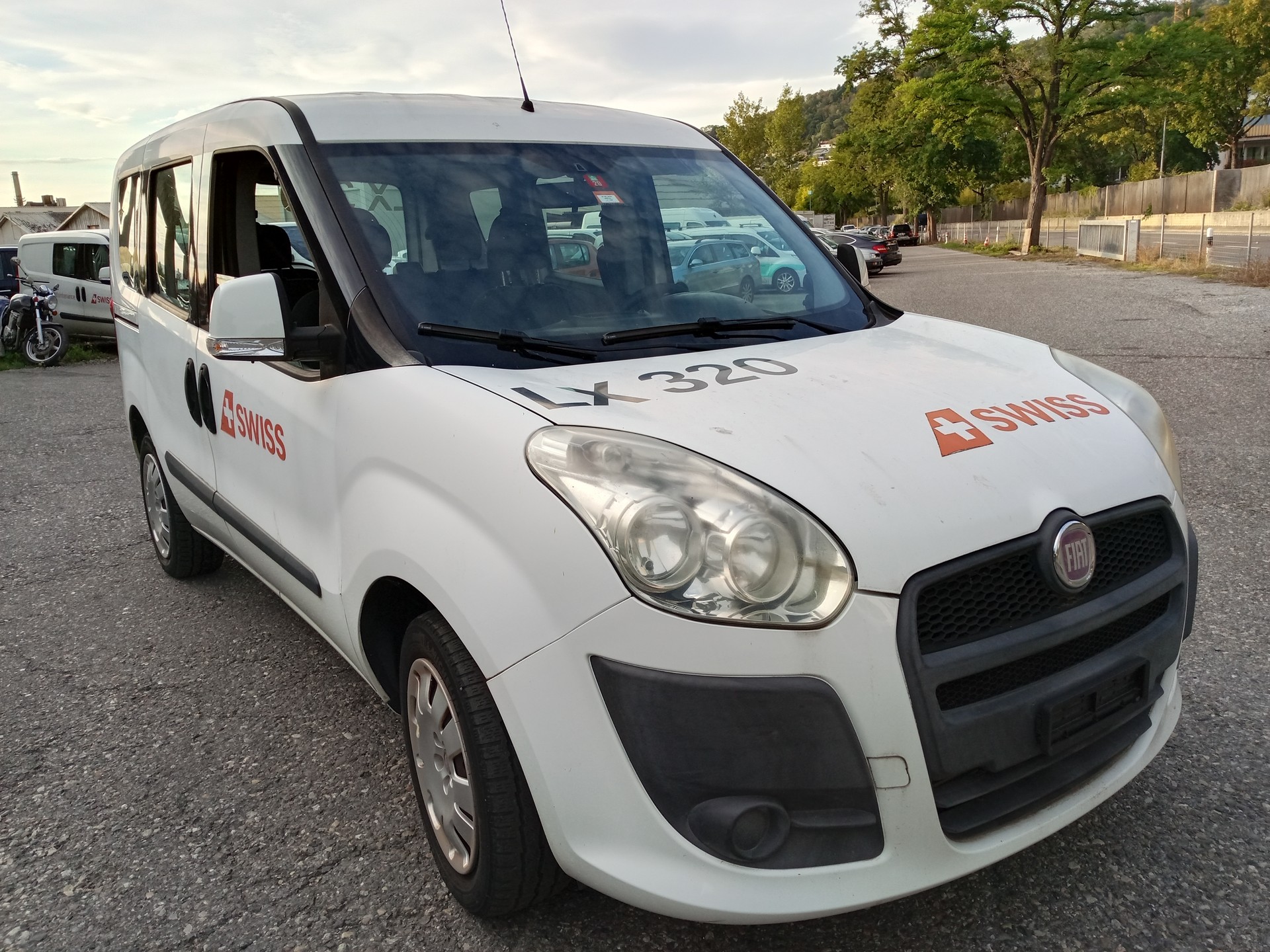 FIAT Doblò 1.4 T-jet NaturalPower Emotion-image-0