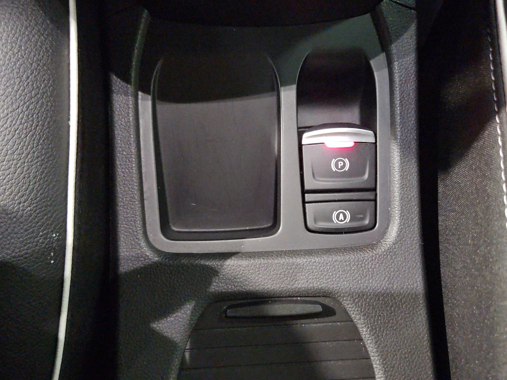 RENAULT Clio 1.3 Techno-image-22