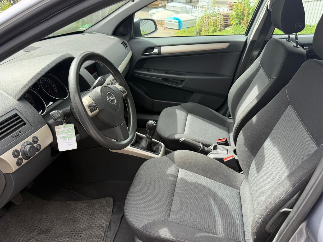 OPEL Astra 1.6i 16V-image-9