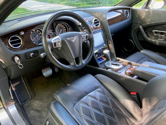 BENTLEY 4.0 V8-image-10