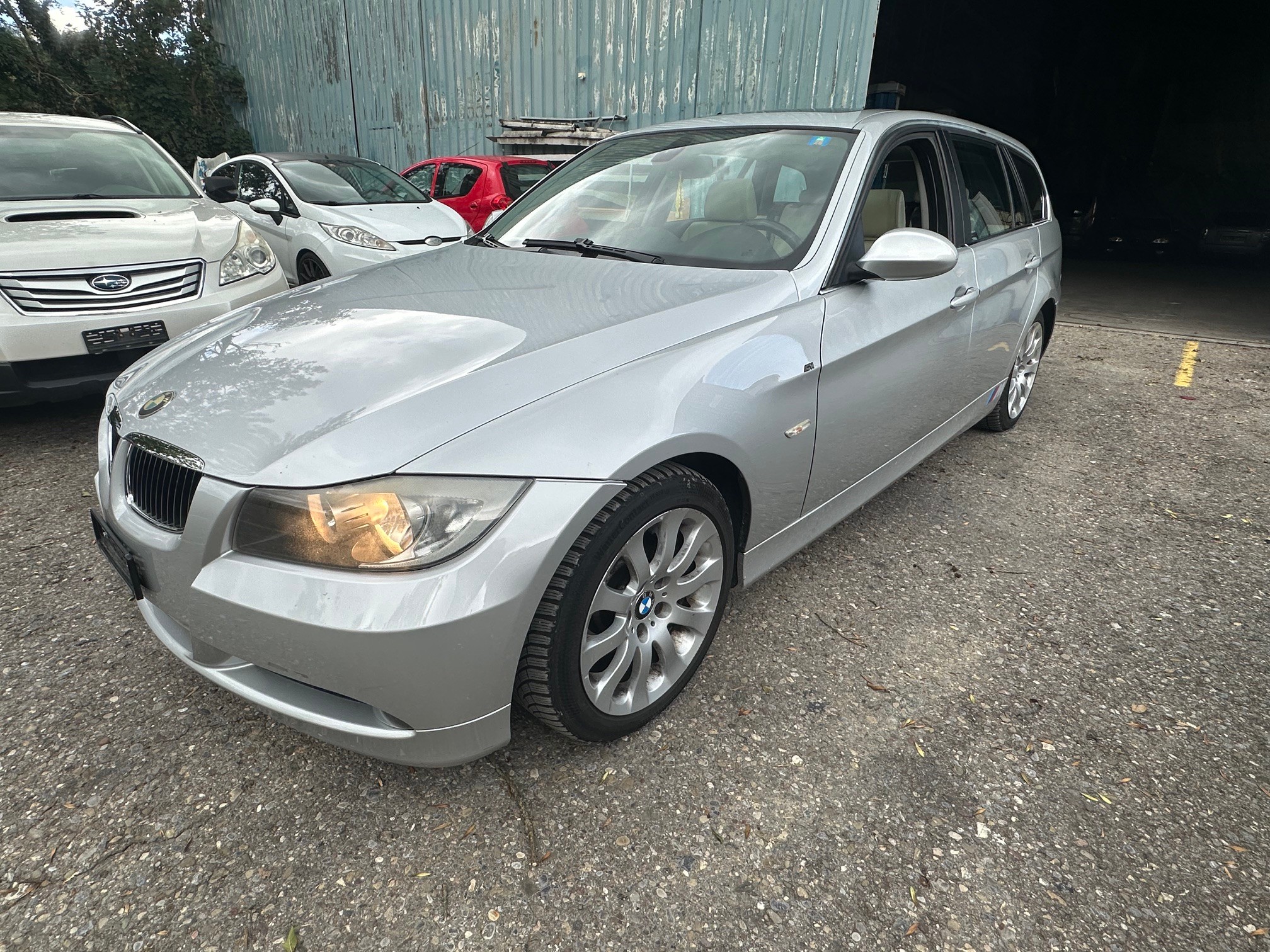 BMW 330xi Touring — slika 2