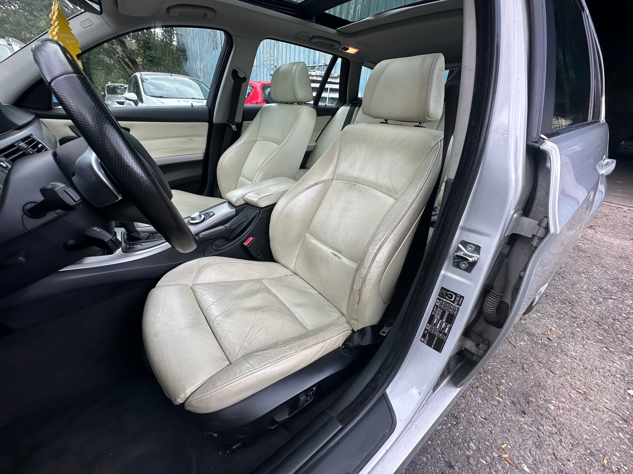 BMW 330xi Touring — slika 11