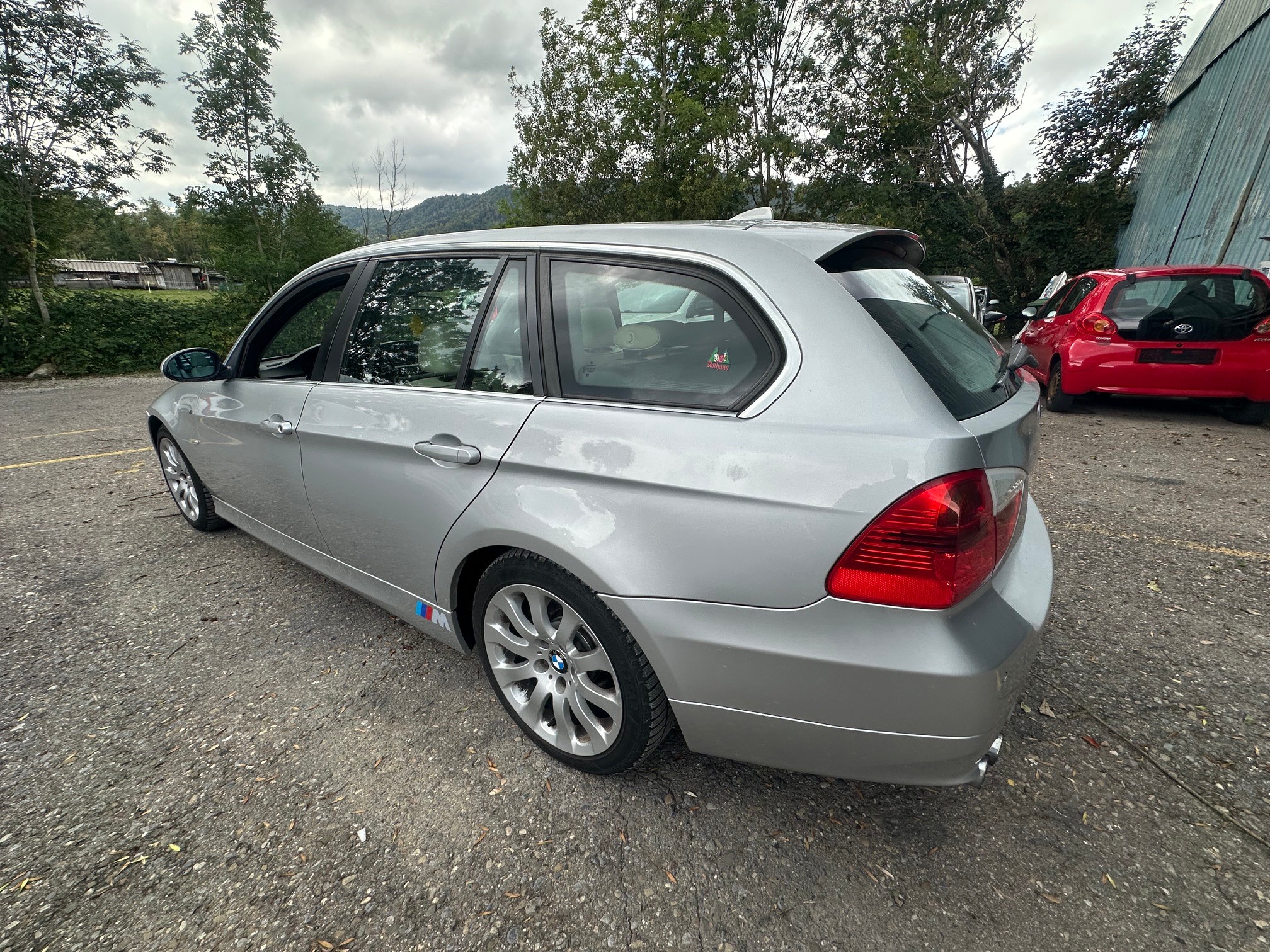 BMW 330xi Touring — slika 4