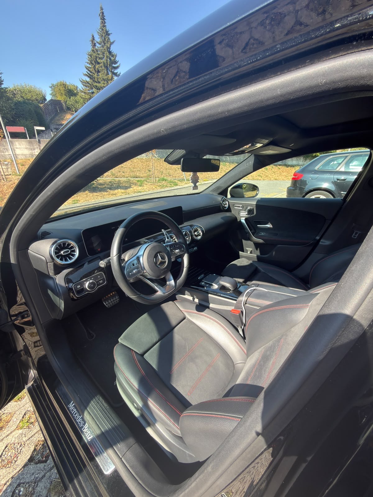 MERCEDES-BENZ A 220 Progressive 4m-image-1