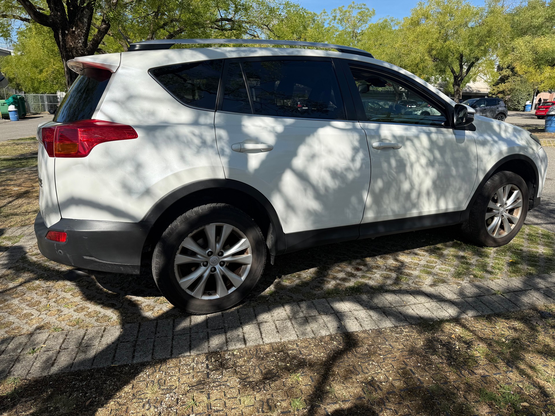 TOYOTA RAV-4 2.2D-CAT Style Multidrive-image-7