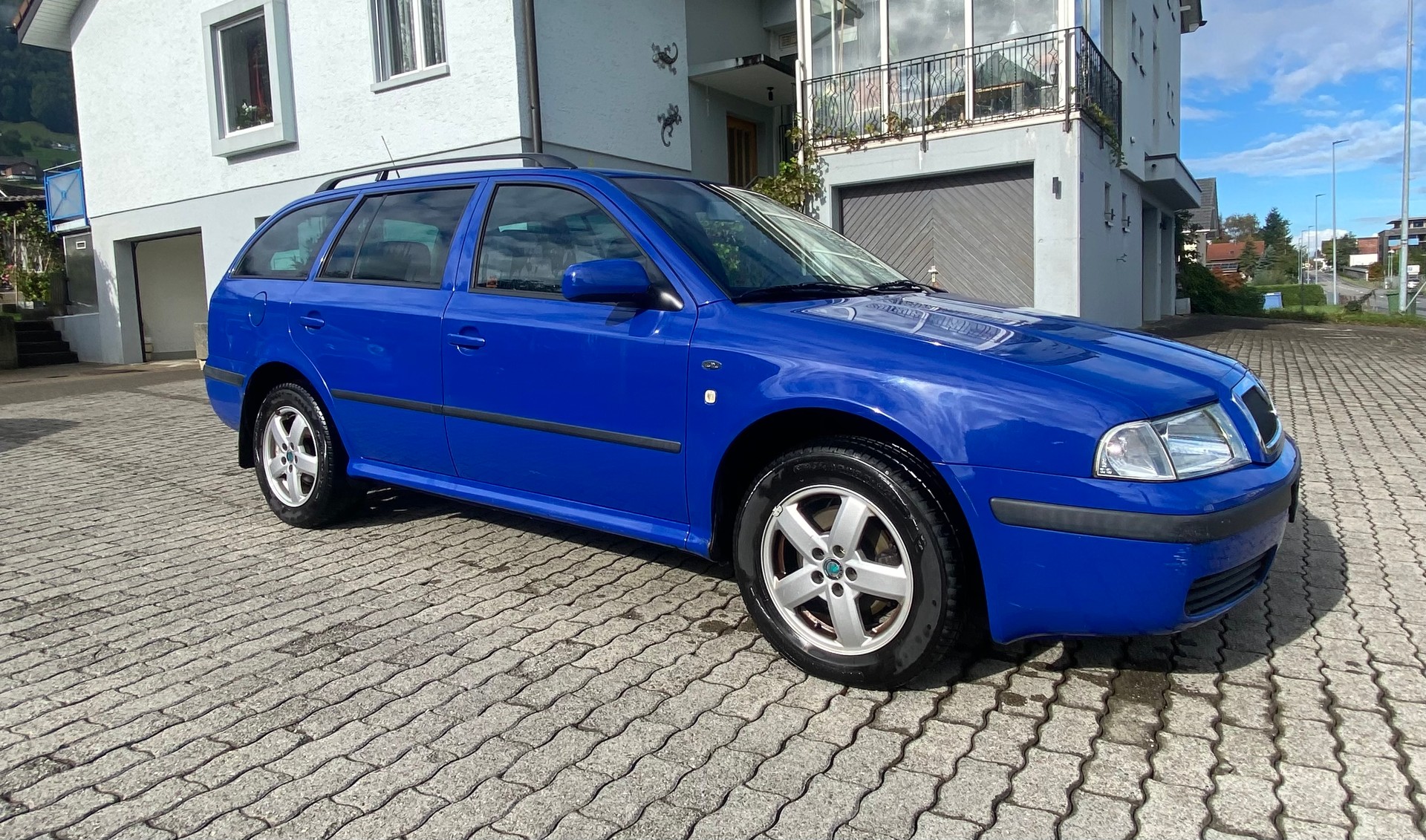 SKODA Octavia 2.0 Classic 4x4-image-1
