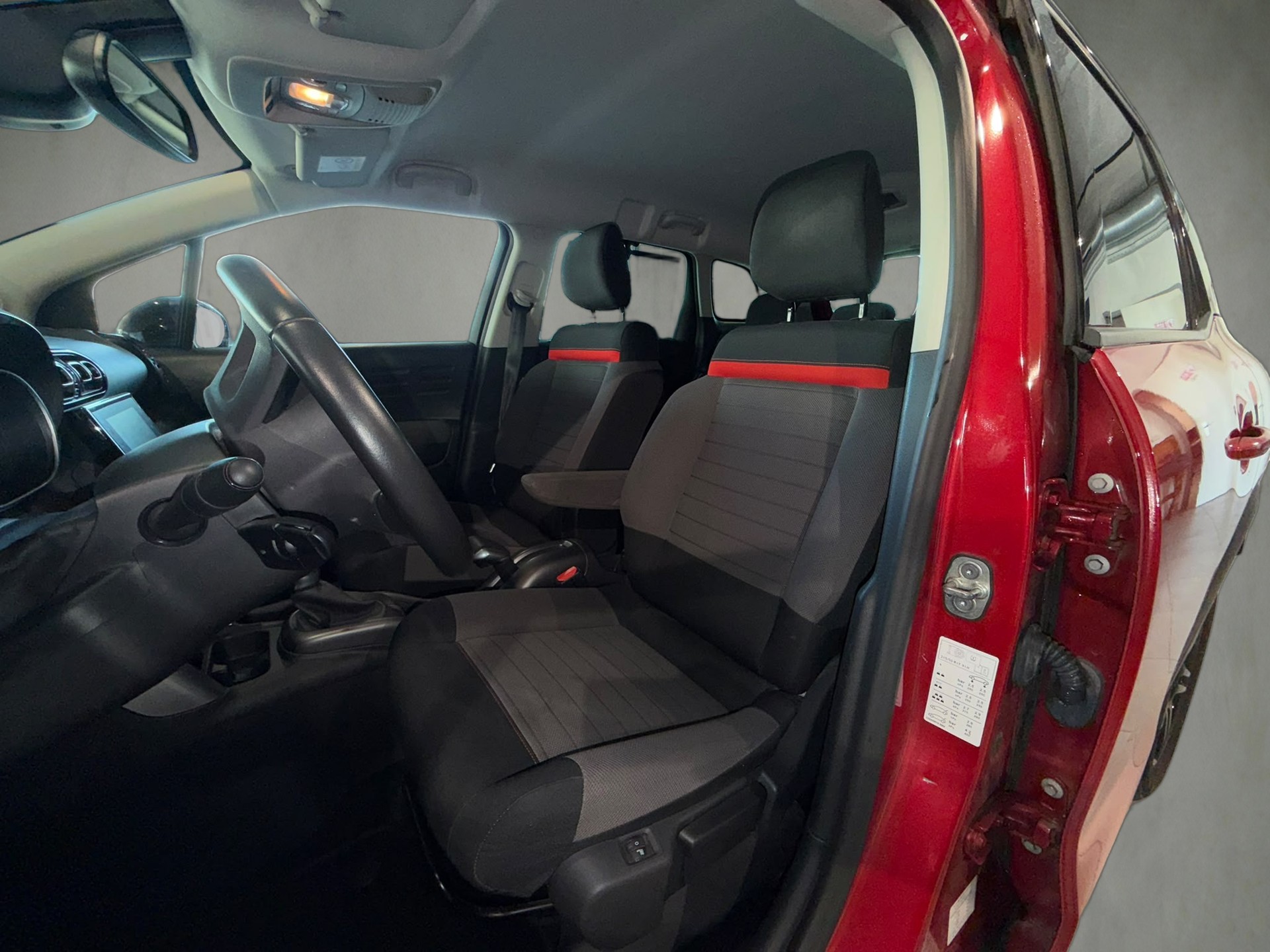 CITROEN C3 Aircross 1.5 BlueHD Shine EAT-image-7