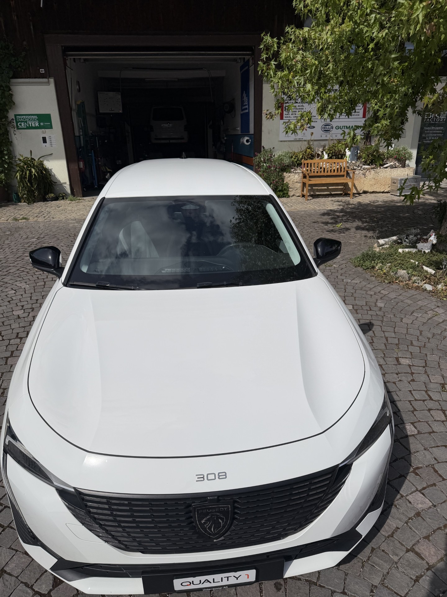 PEUGEOT 308 SW 1.5 BlueHDI Allure Pack EAT8-image-8