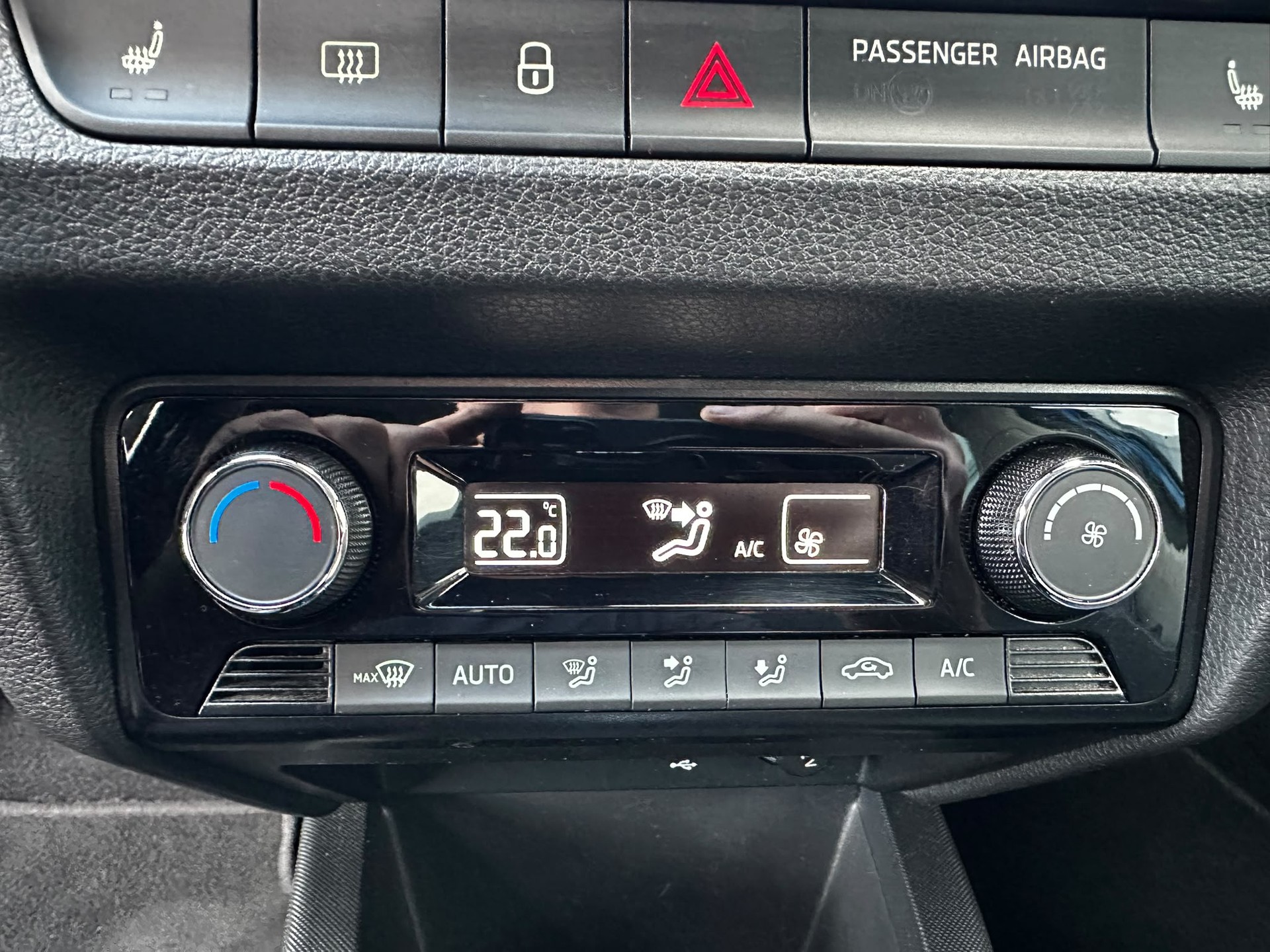 SKODA Fabia 1.0 TSI Style DSG-image-13