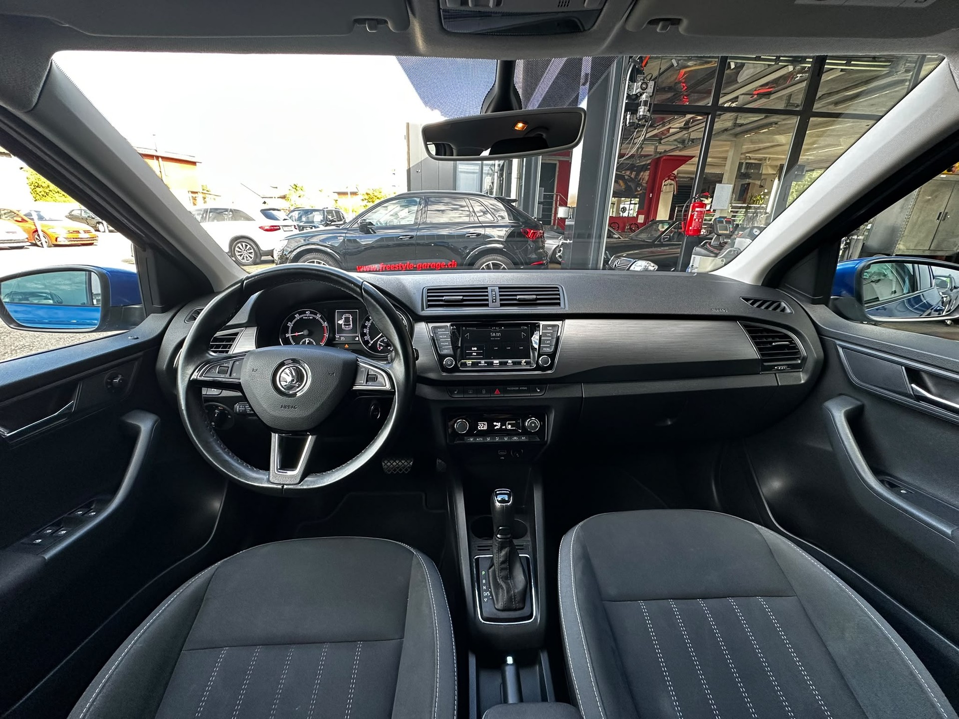 SKODA Fabia 1.0 TSI Style DSG-image-9