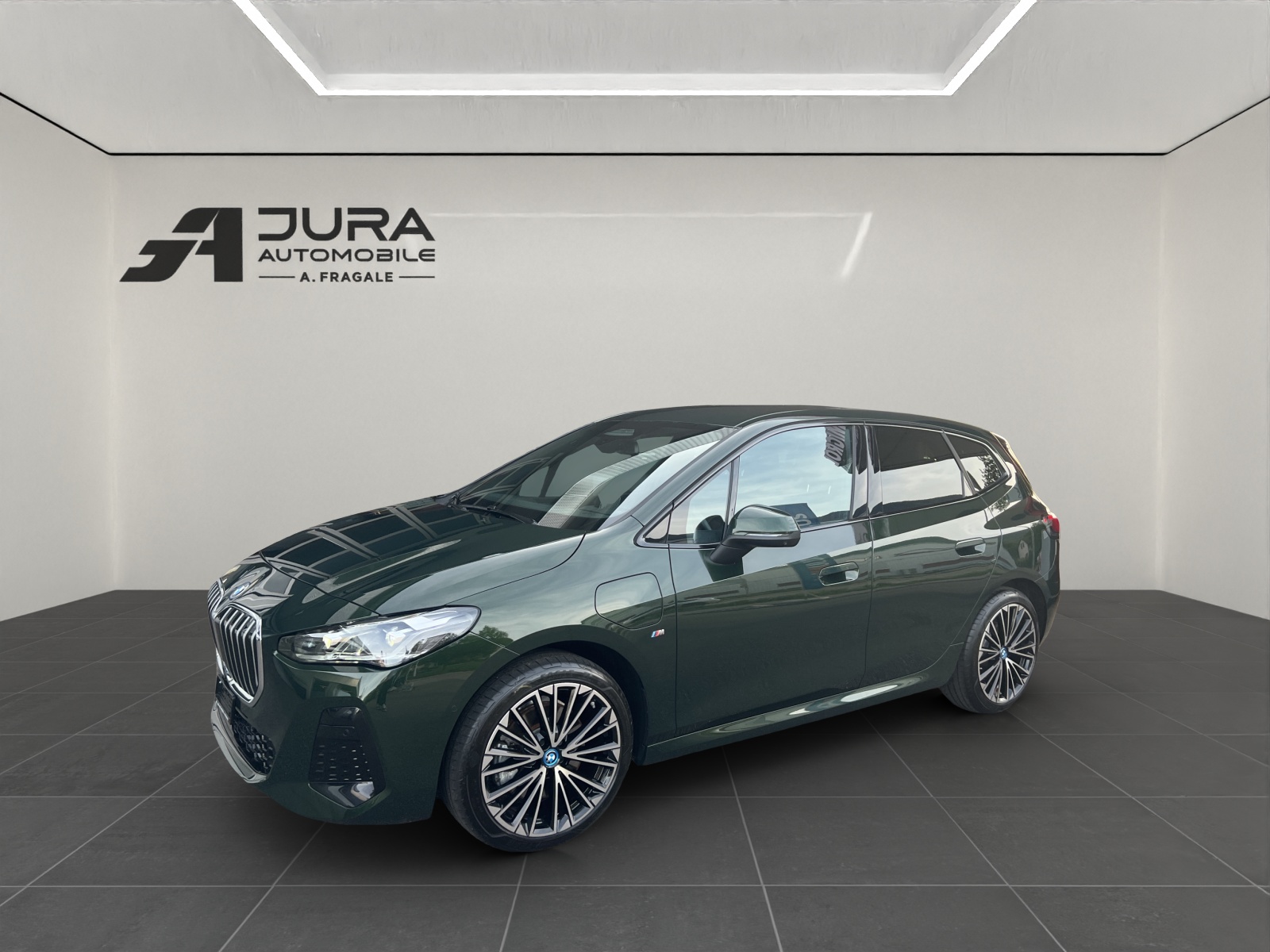 BMW 230e xDrive Active Tourer M Sport-showroom-element-1