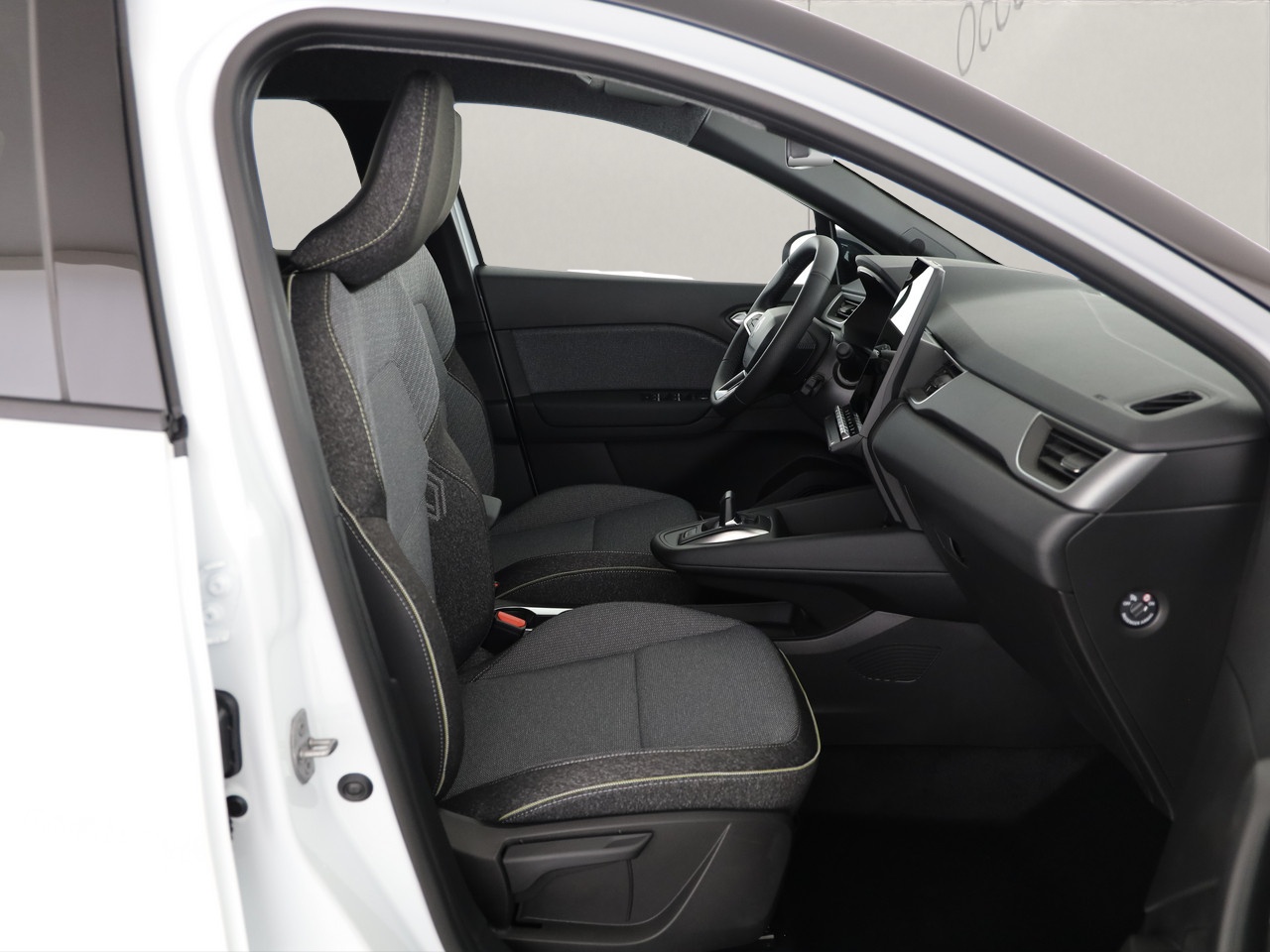 RENAULT Captur 1.8 E-Tech techno-image-6