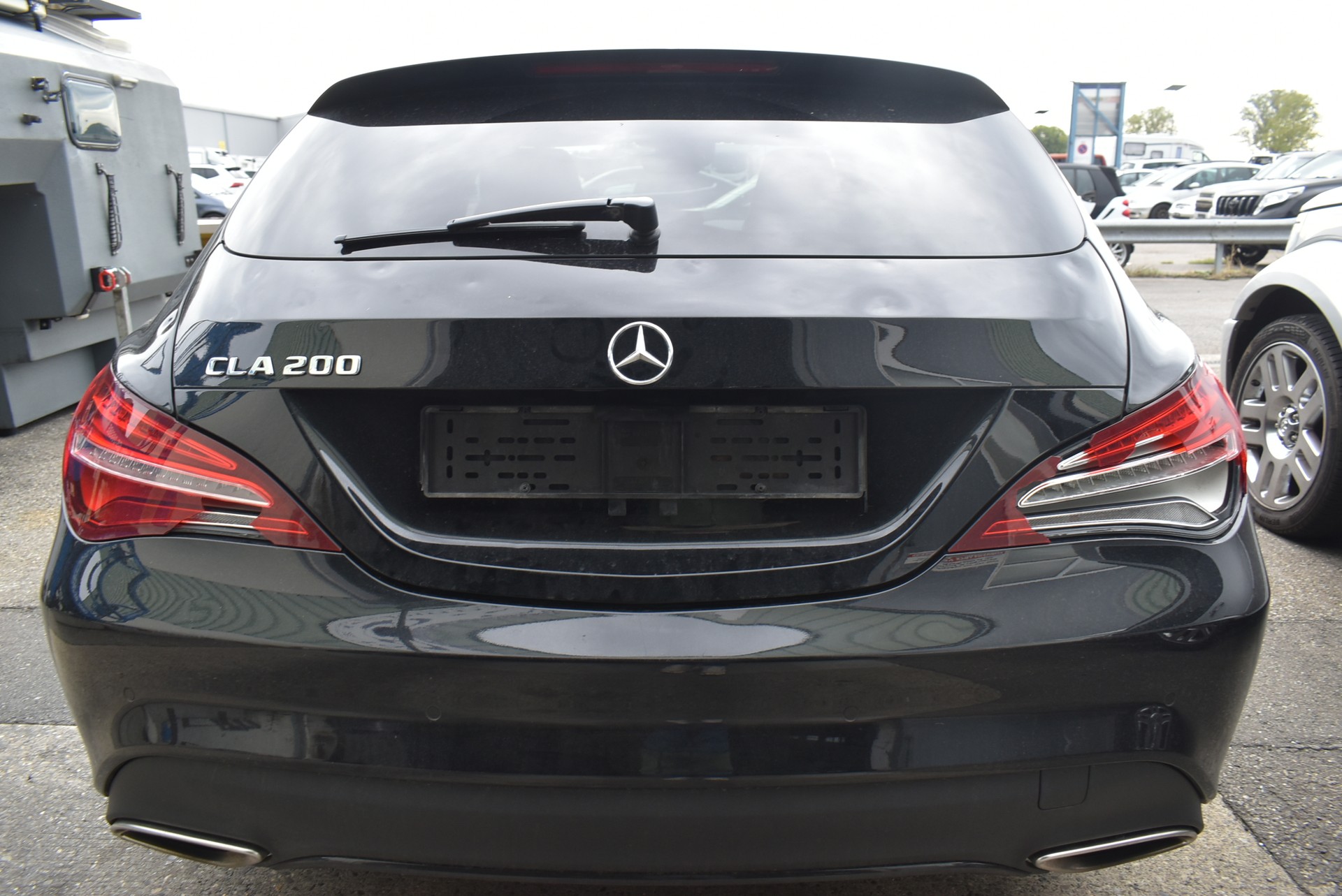 MERCEDES-BENZ CLA Shooting Brake 200 Night Star 7G-DCT-image-10