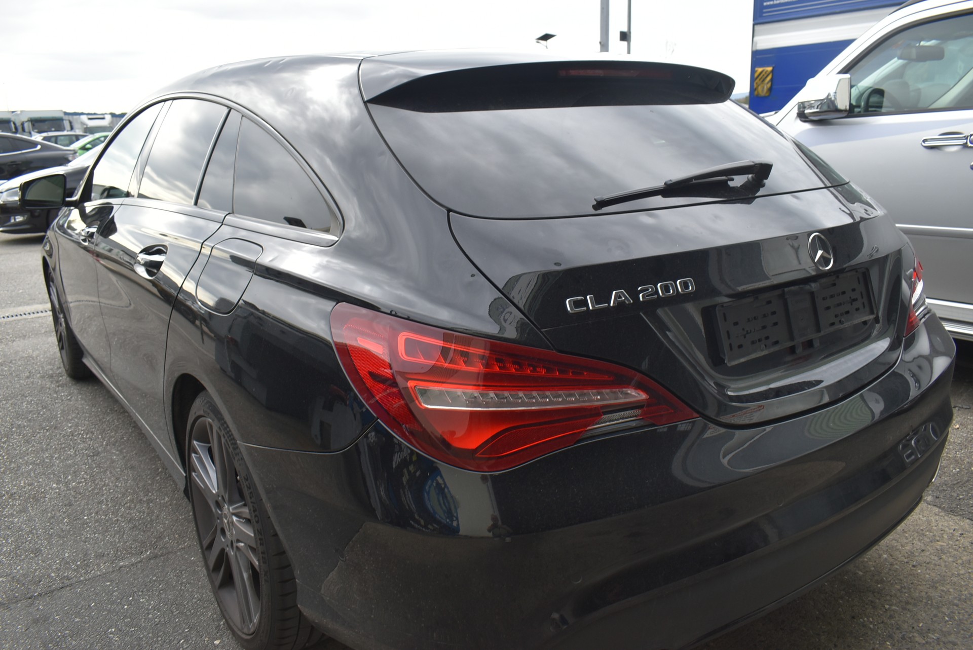 MERCEDES-BENZ CLA Shooting Brake 200 Night Star 7G-DCT-image-11