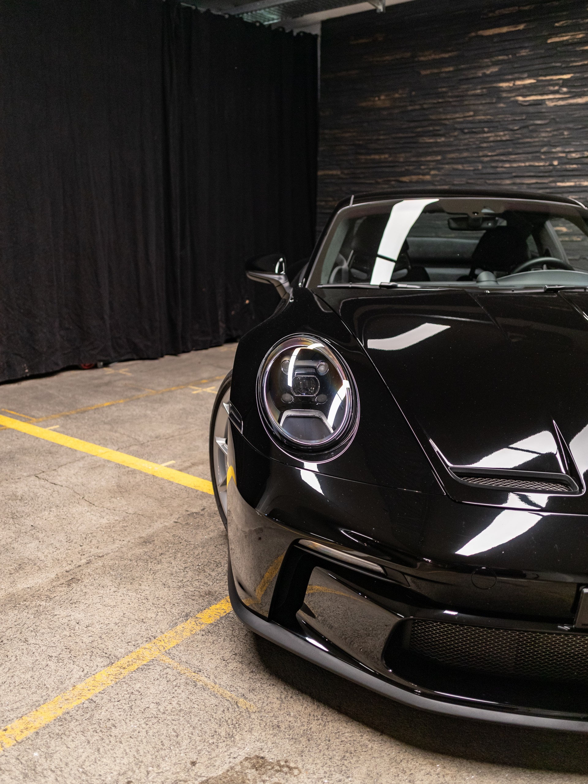 PORSCHE 911 GT3 Touring-image-11