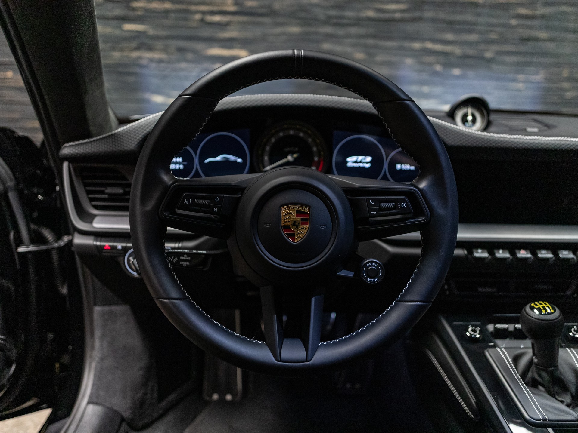 PORSCHE 911 GT3 Touring-image-6