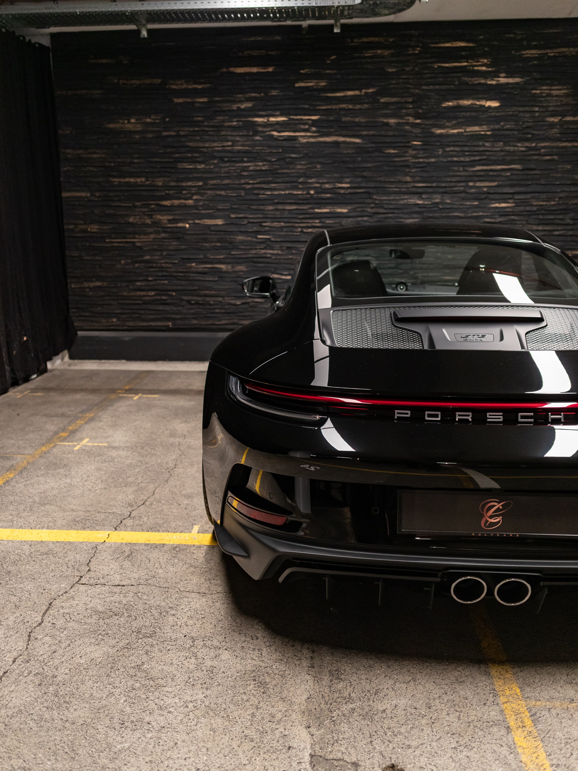 PORSCHE 911 GT3 Touring-image-12