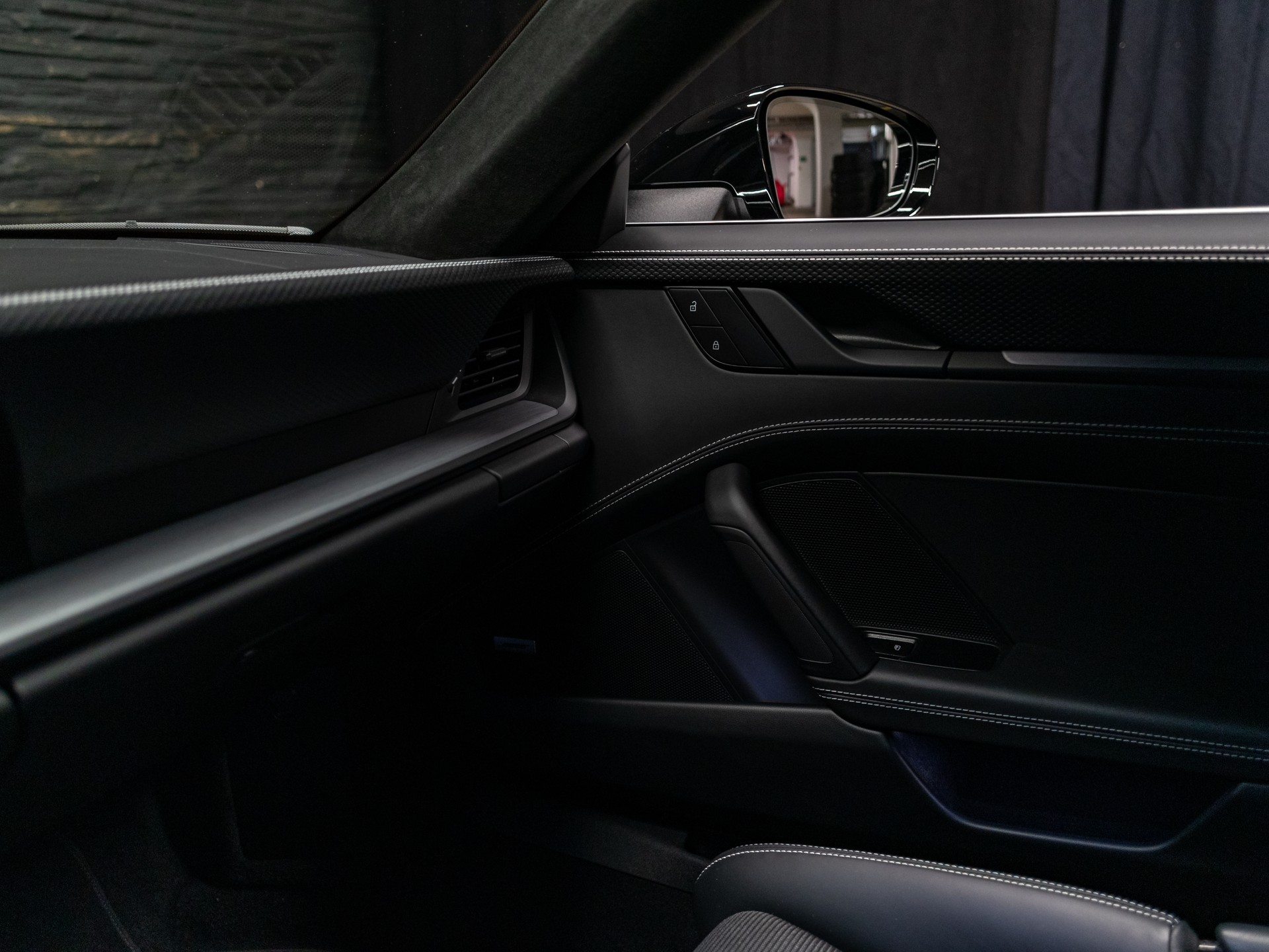 PORSCHE 911 GT3 Touring-image-29