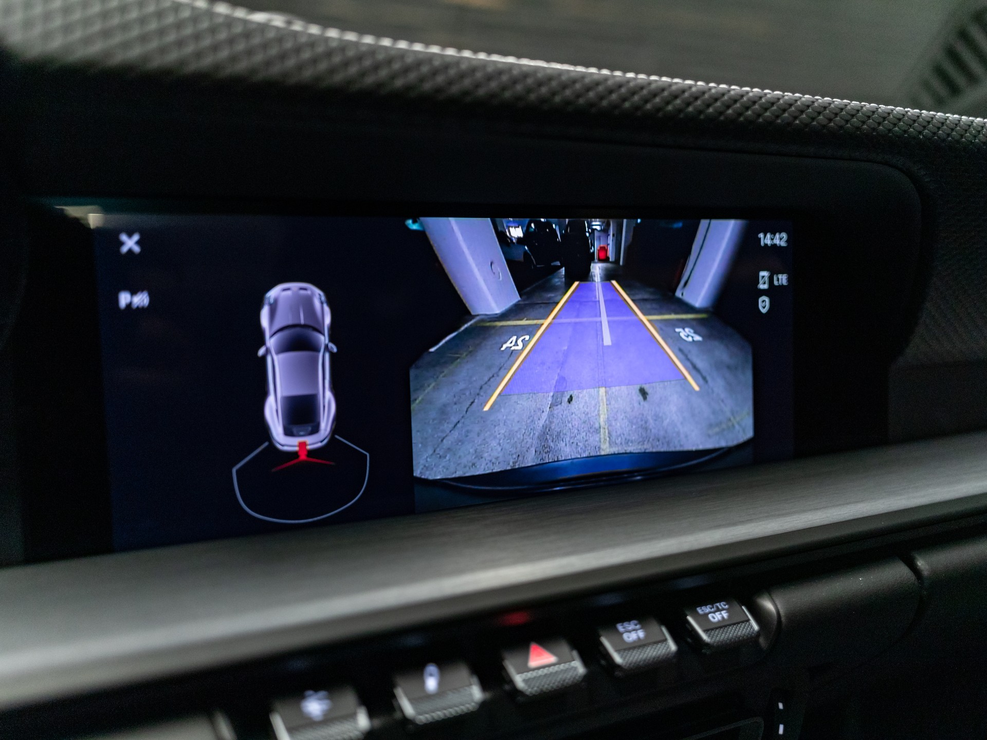 PORSCHE 911 GT3 Touring-image-19